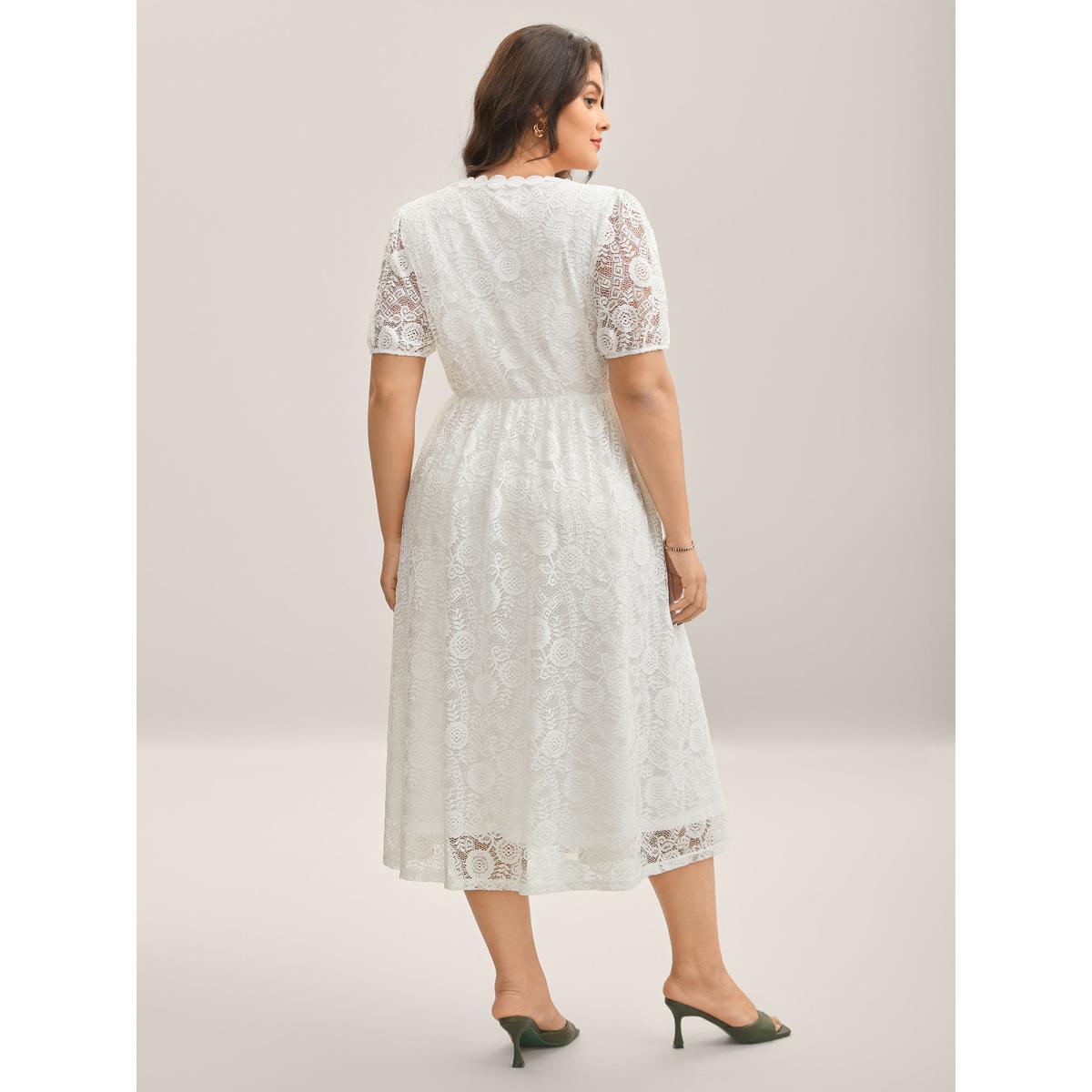 Plus Size Woven Textured Feel Cinched-Waist Midi Dress Originalwhite Women V-neck Short sleeve Curvy BloomChic 30/6X Product Image
