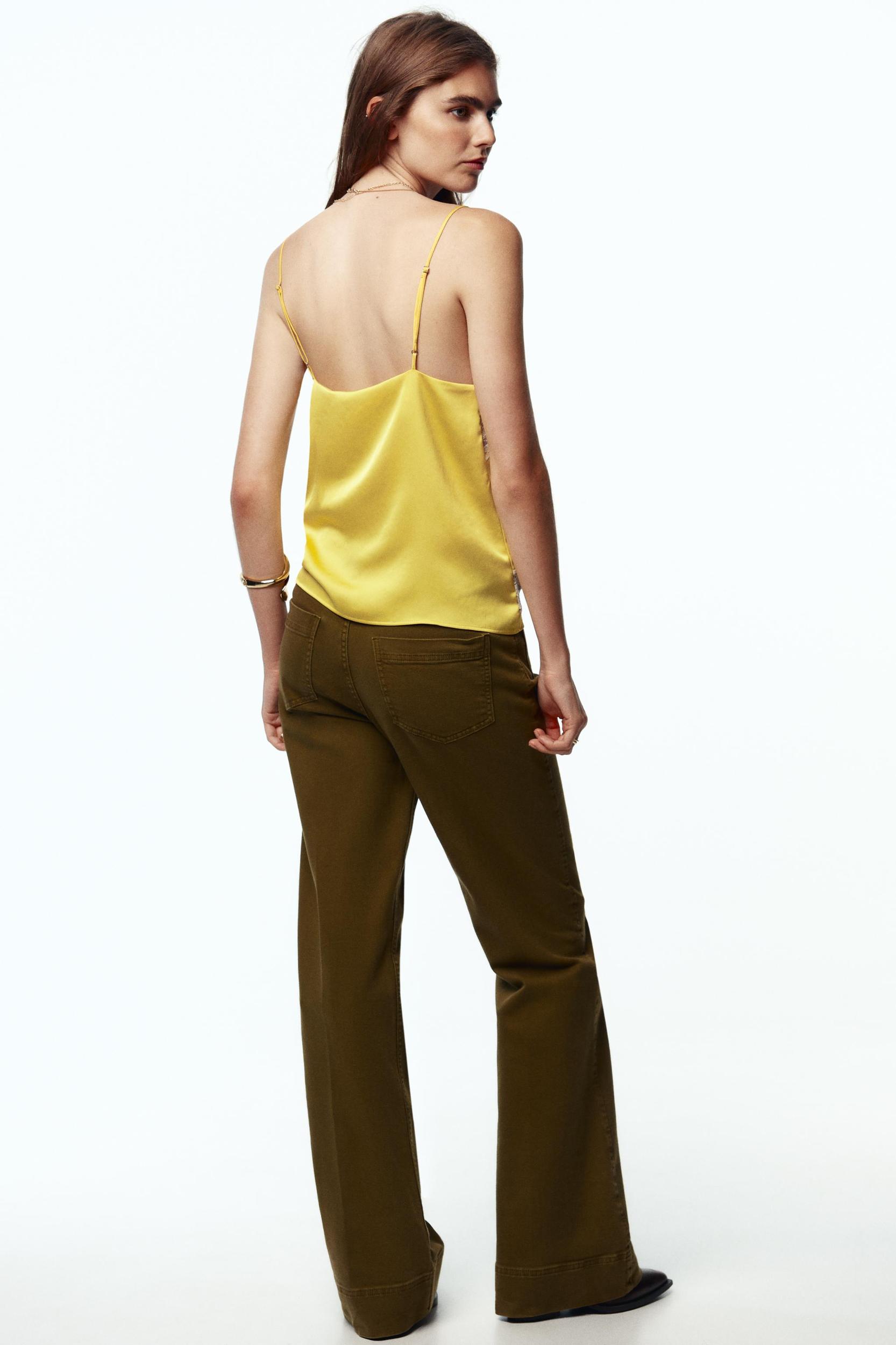 Z1975 HIGH-WAISTED PATCH POCKET JEANS Product Image