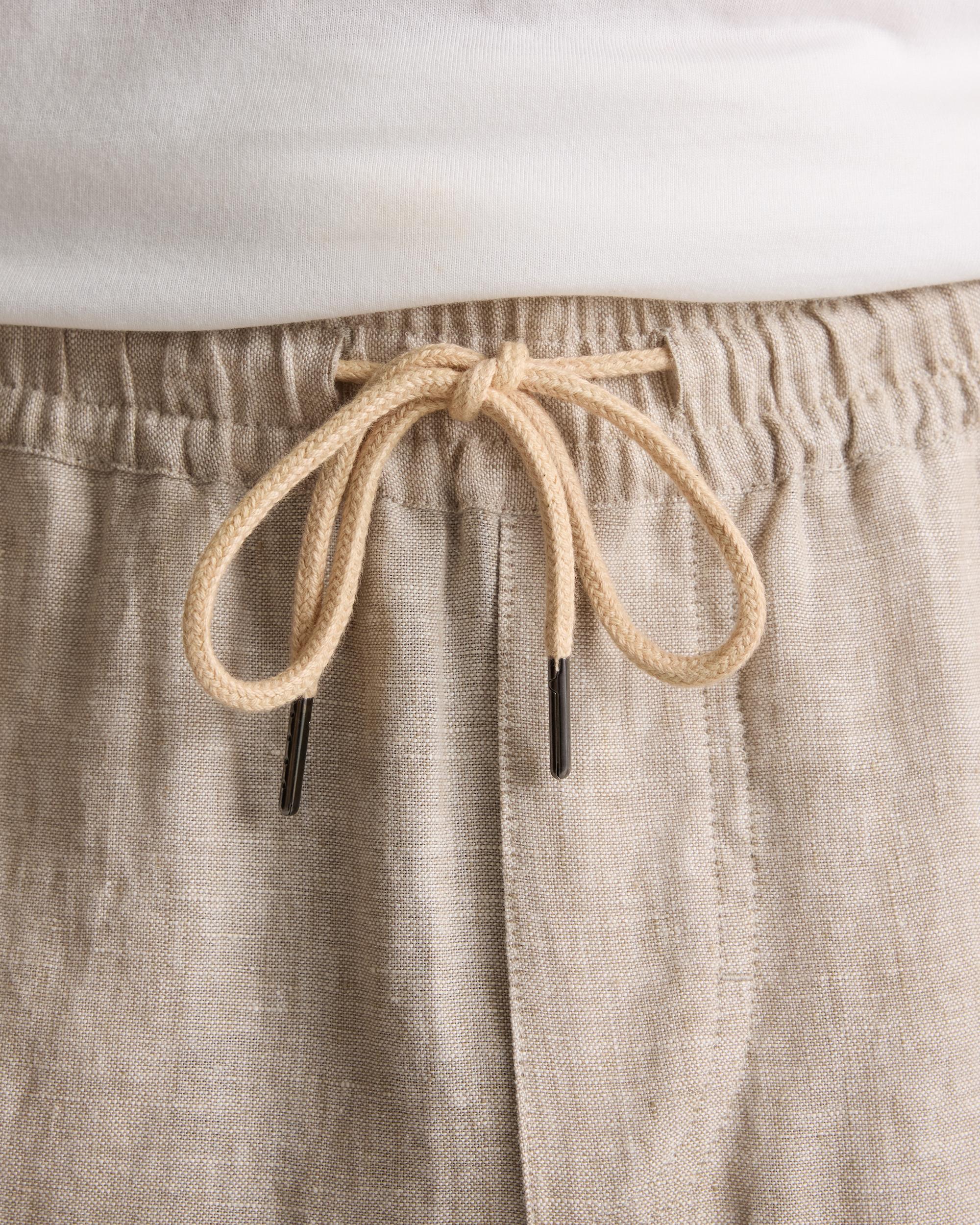 Quince | Men's 100% European Linen Drawstring Beach Pants Product Image