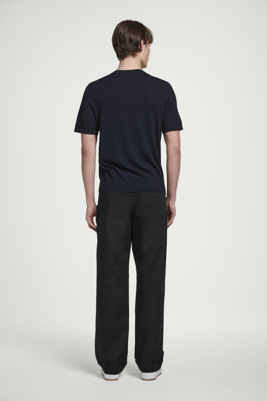 SLIM-FIT MERINO WOOL T-SHIRT Product Image