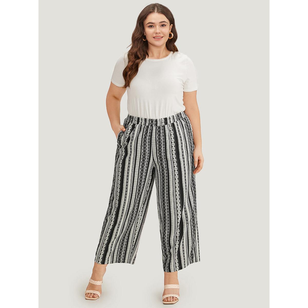 Plus Size Bandana Print Elastic Waist Pocket Pants Women Black Resort Wide Leg High Rise Vacation Pants BloomChic 30/6X Product Image