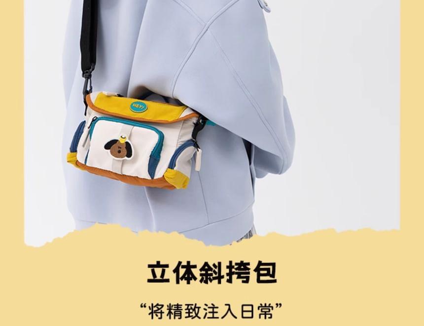 Color Block Dog Accent Crossbody Bag Product Image