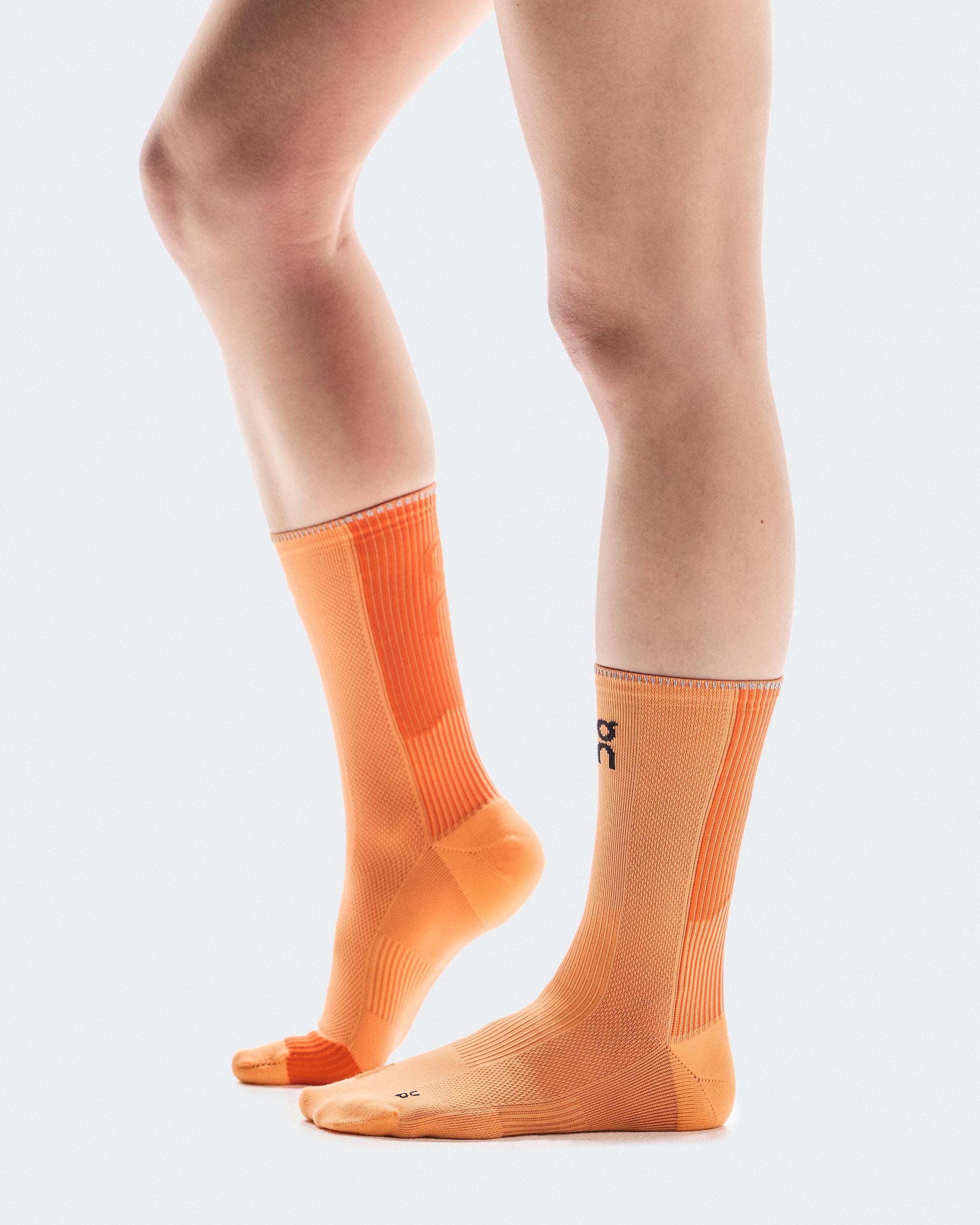 Performance Run Sock High: Supportive Running Socks Product Image