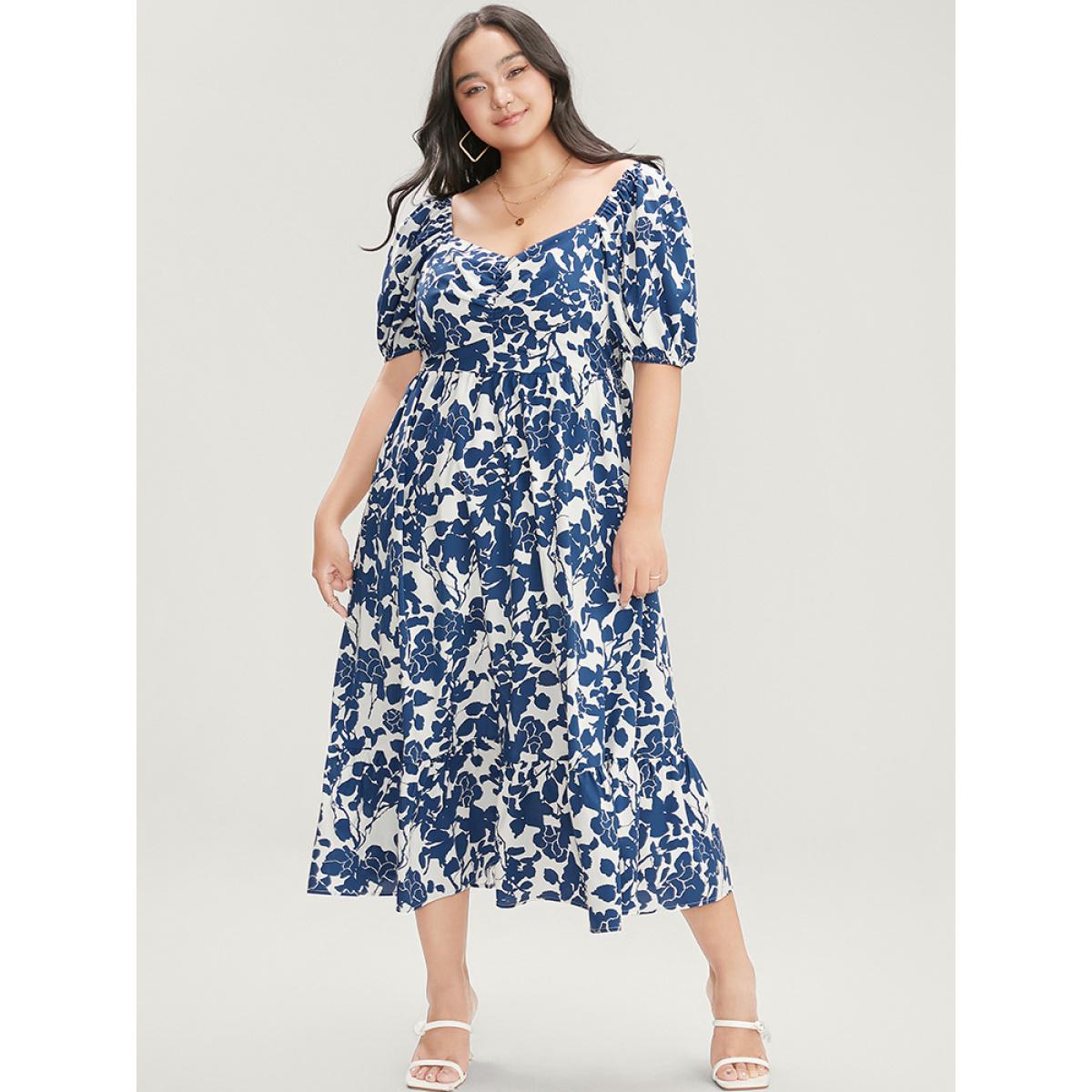 Plus Size Floral Print Pocket Puff Sleeve Ruched Pocket Ruffle Hem Dress DarkBlue Women Elegant Pocket V-neck Short sleeve Curvy Midi Dress BloomChic 30/6X Product Image