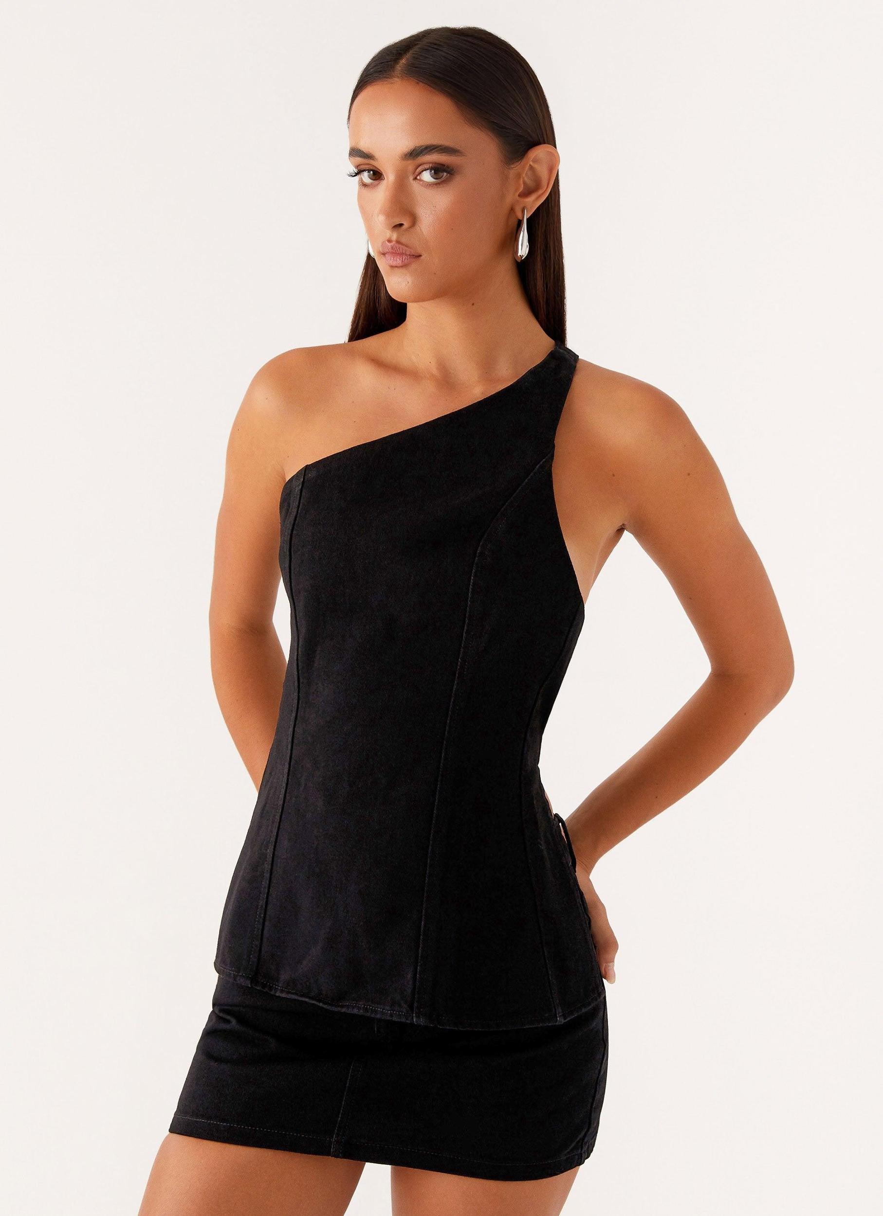 Maysa Low Rise Mini Skirt - Black Product Image