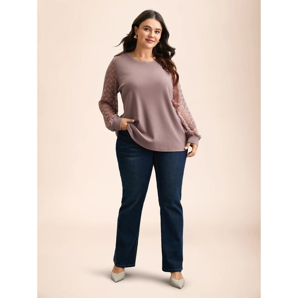 Plus Size Textured Lace Spliced Stretchy T-Shirt Dirtypink Women Elegant Texture Round Neck Everyday T-shirts BloomChic 14-16/1X Product Image