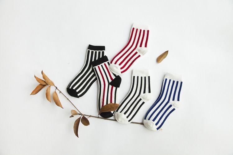 Contrast Color Striped Socks Product Image