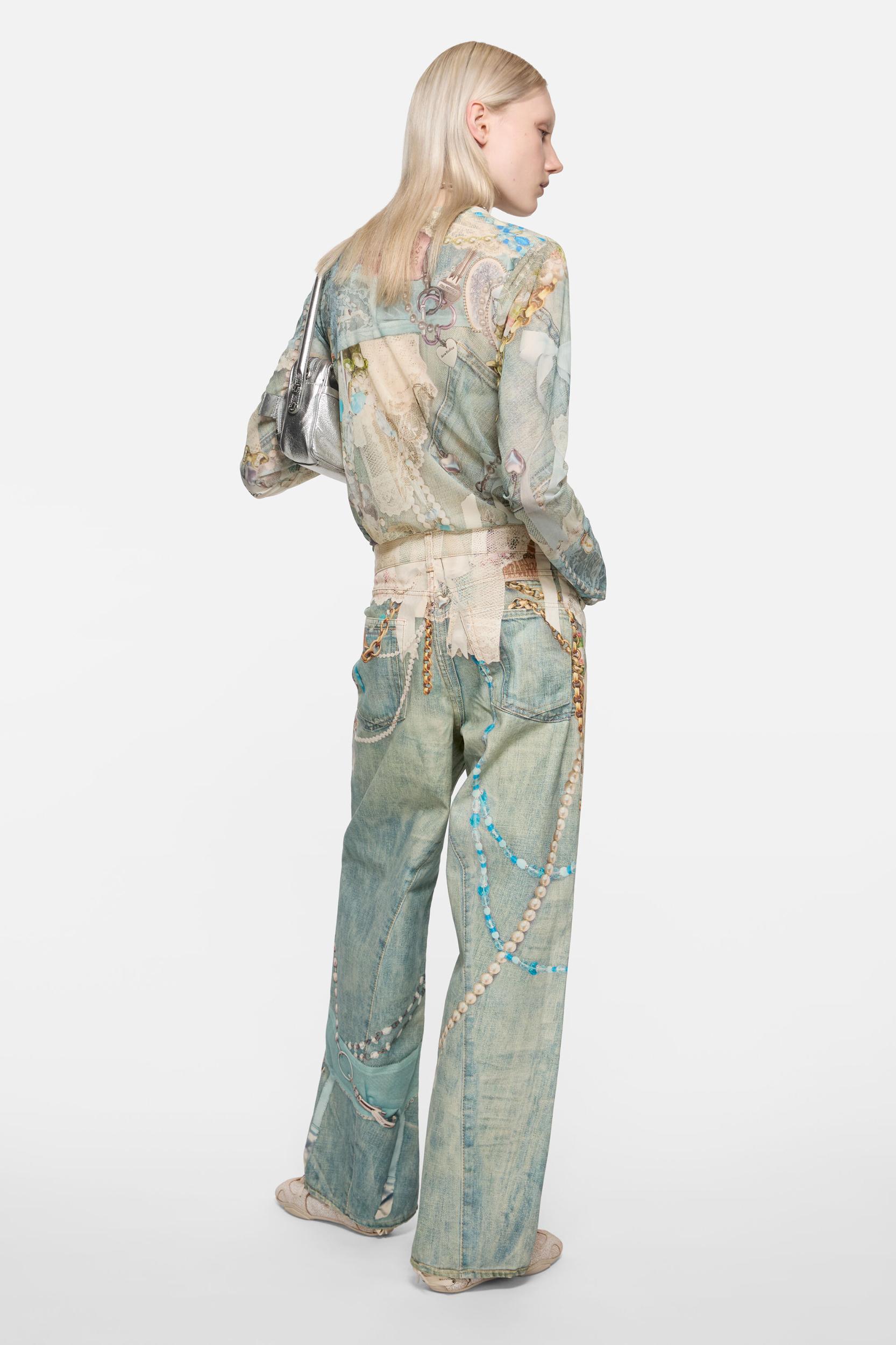 Long sleeve print t-shirt Product Image