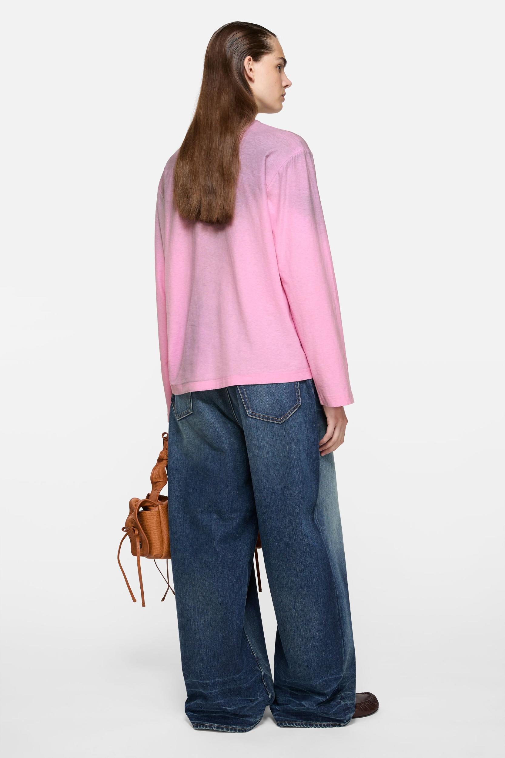 Logo t-shirt - Relaxed fit Product Image