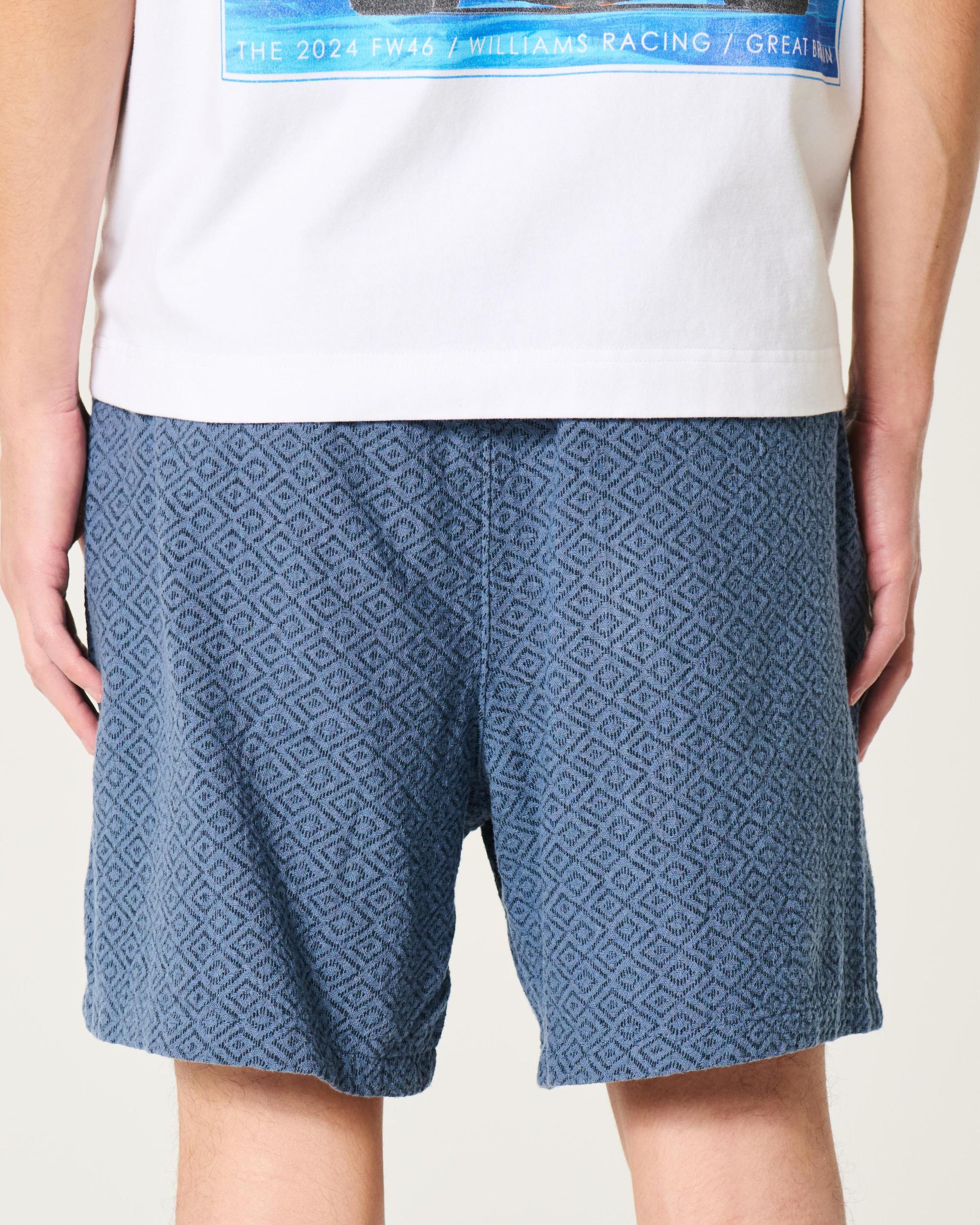 Mid-Thigh Twill Pull-On Shorts Product Image