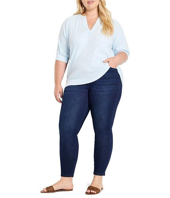 NIC + ZOE Plus Size Knit Split V-Neck Elbow Sleeve Caf Top Product Image