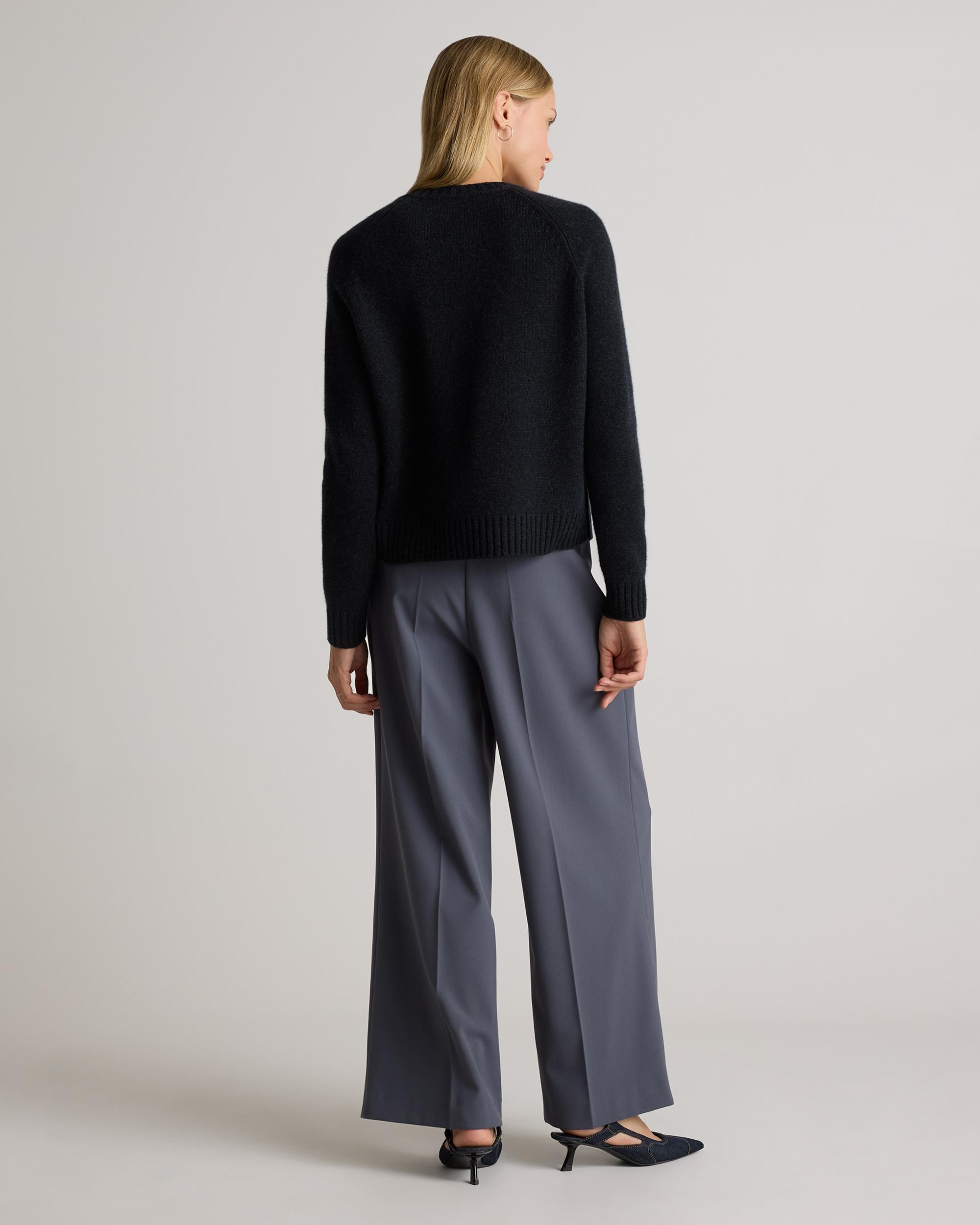 Quince | Women's Luxe Baby Cashmere Crewneck Sweater Product Image