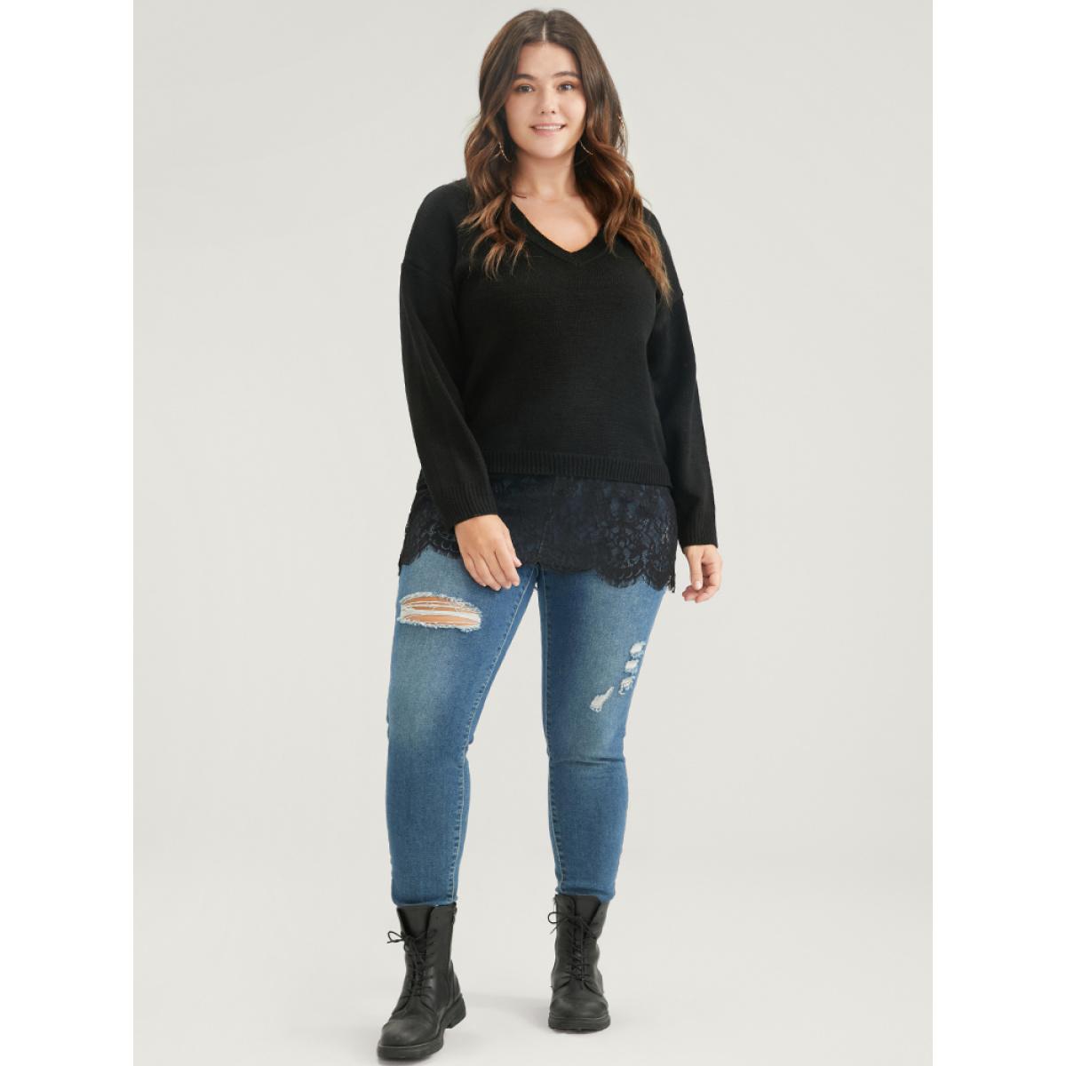 Plus Size Solid Pointelle Knit V Neck Lace Hem Knit Top Black Women Casual Long Sleeve V-neck Dailywear Pullovers BloomChic 14-16/1X Product Image