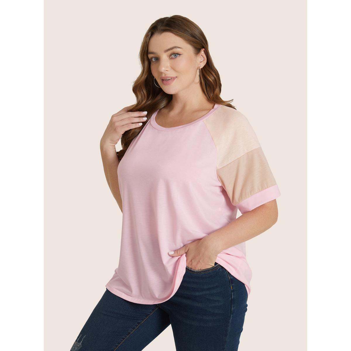 Plus Size Colorblock Contrast Crew Neck Raglan Sleeve T-shirt Crepe Women Leisure Contrast Colorblock Casual T-shirts BloomChic 14-16/1X Product Image