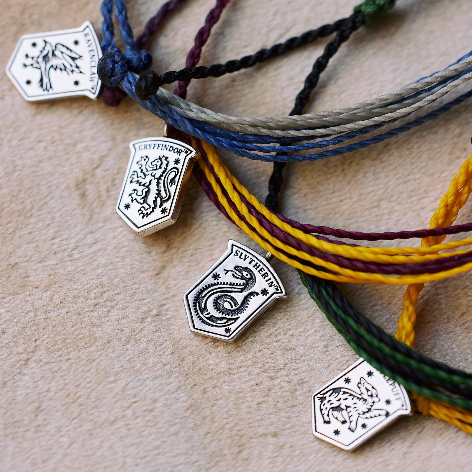 Original Gryffindor™ Charm Bracelet Male Product Image