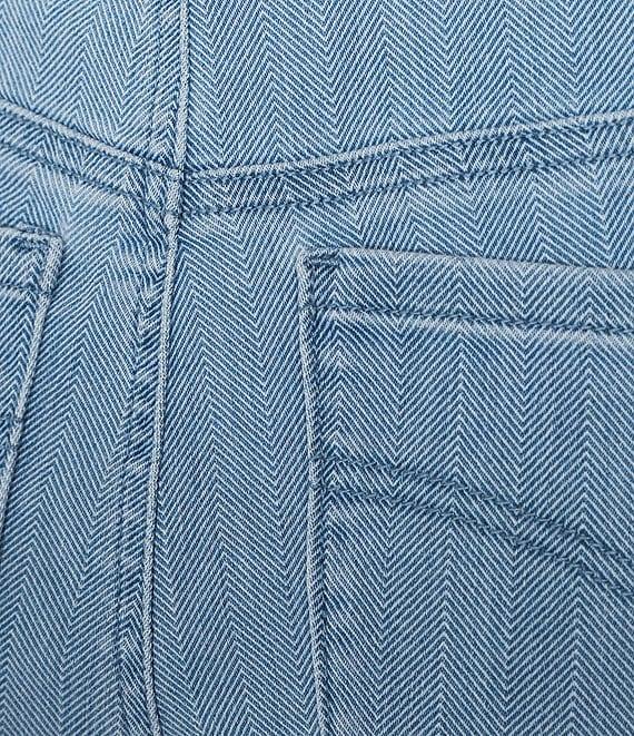 Intro Petite Size Dahlia Freedom Denim Pull-On Capri Pants Product Image