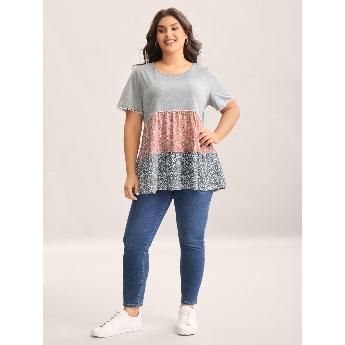 Plus Size Ditsy Floral Print Patchwork Layered T-Shirt Multicolor Women Leisure Woven ribbon&lace trim Natural Flowers Round Neck Casual T-shirts BloomChic 14-16/1X Product Image