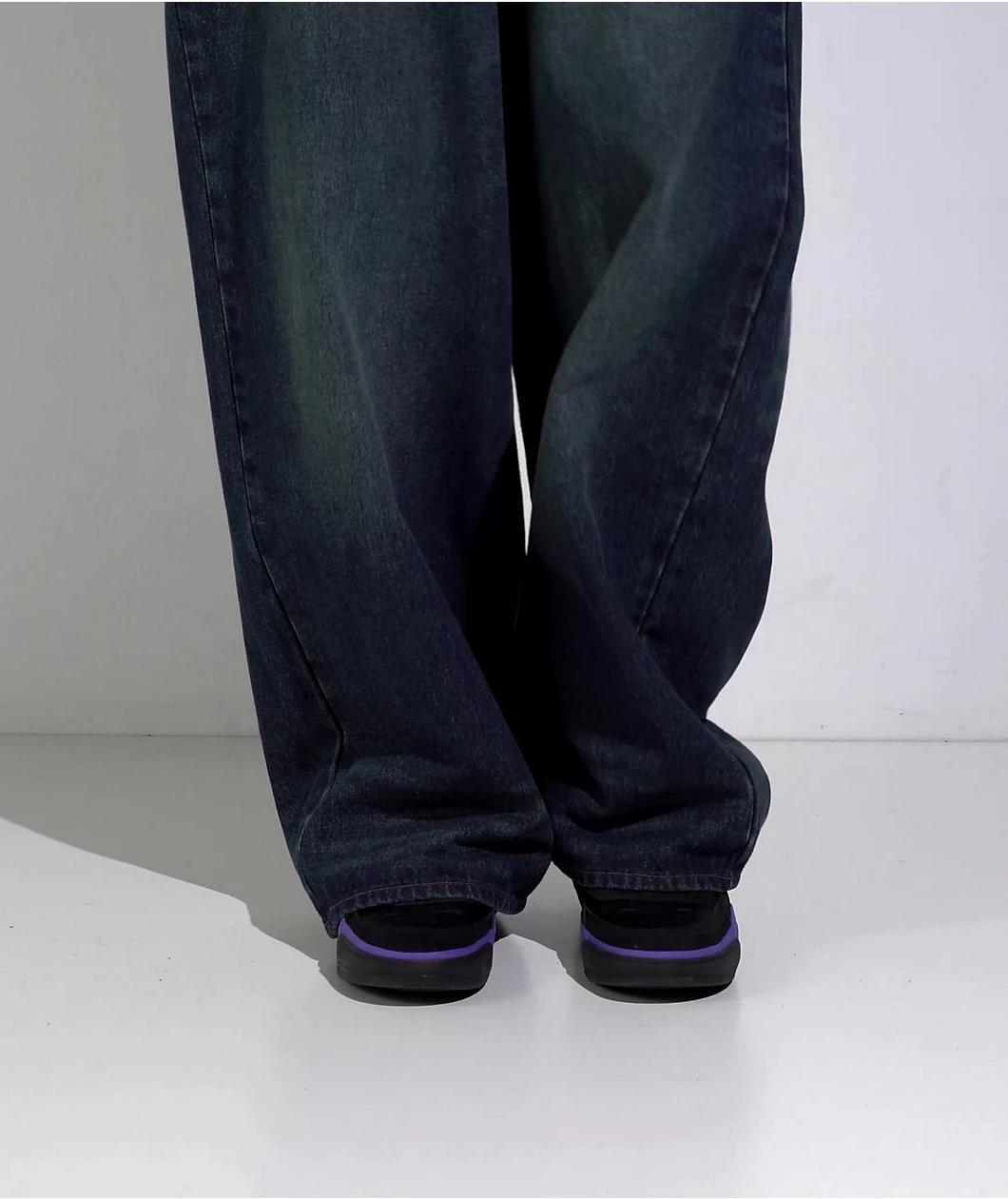 Nike SB Air Max Ishod Black, Persian Violet, & Dusty Cactus Skate Shoes Product Image