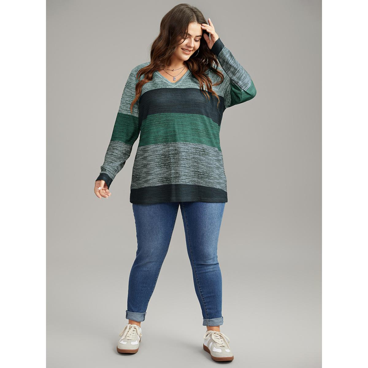 Plus Size Striped Colorblock Contrast V Neck T-shirt Green Women Casual Contrast Colorblock V-neck Everyday T-shirts BloomChic 18-20/2X Product Image