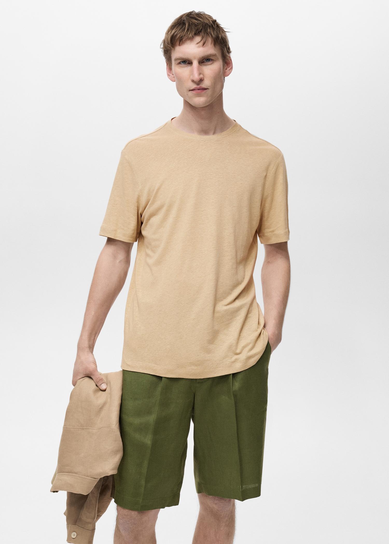 Linen slim-fit t-shirt - Men | MANGO USA Product Image