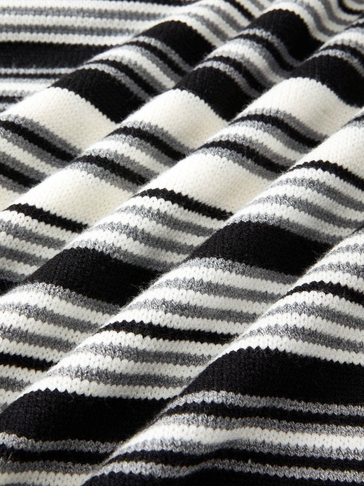 Vintage Striped Crew Neck Pullover Sweater Product Image