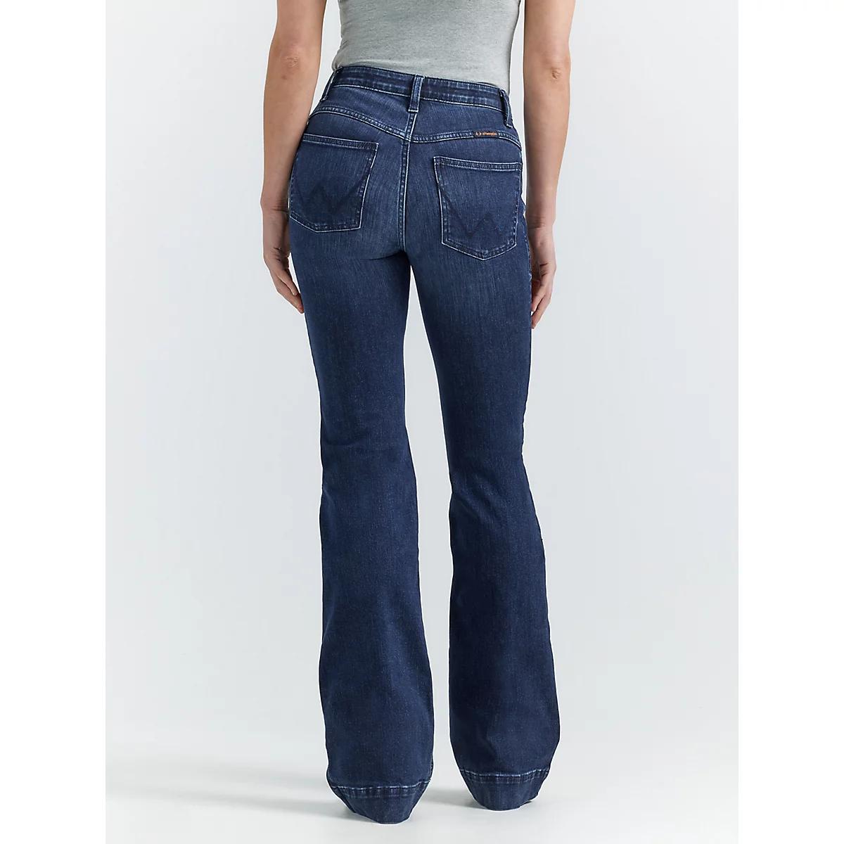 Women's Wrangler Ultimate Riding Jean Willow Mid-Rise Trouser in Sloane Product Image