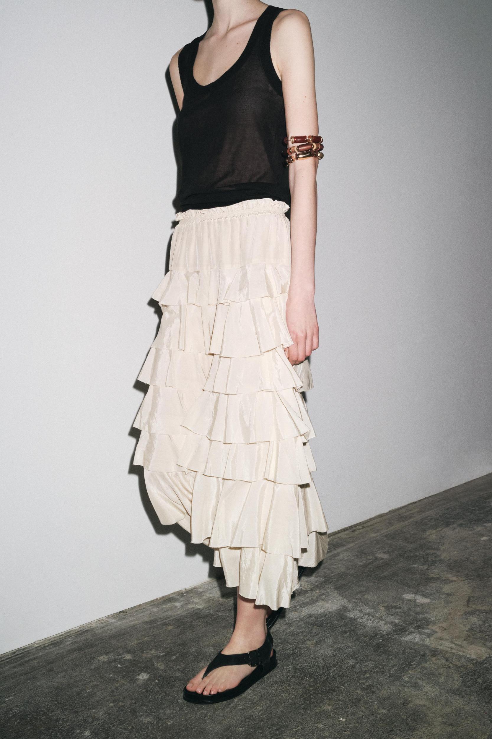 EXTRAFINE KNIT TOP Product Image