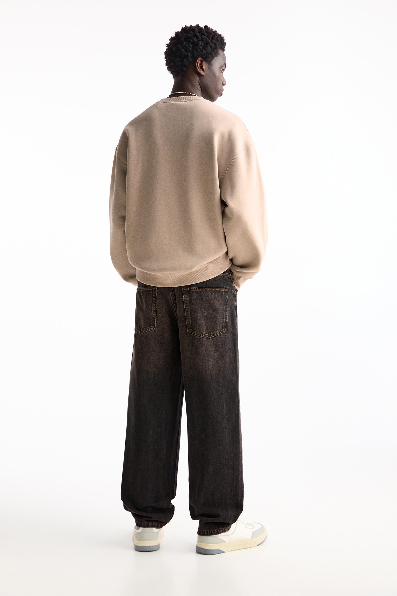 Basic crew neck sweatshirt Product Image