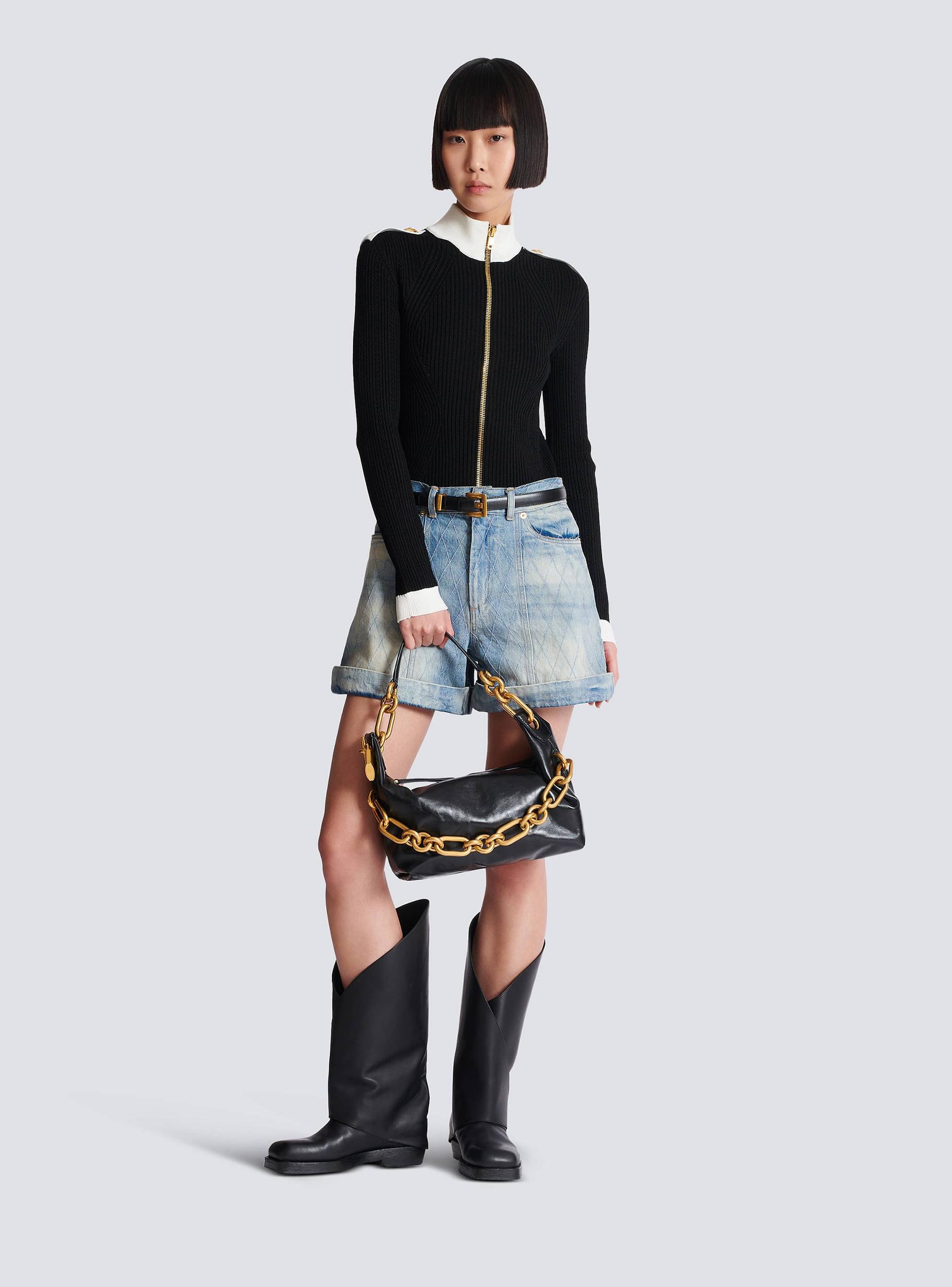 Sync Medium bag in calfskin leather Product Image