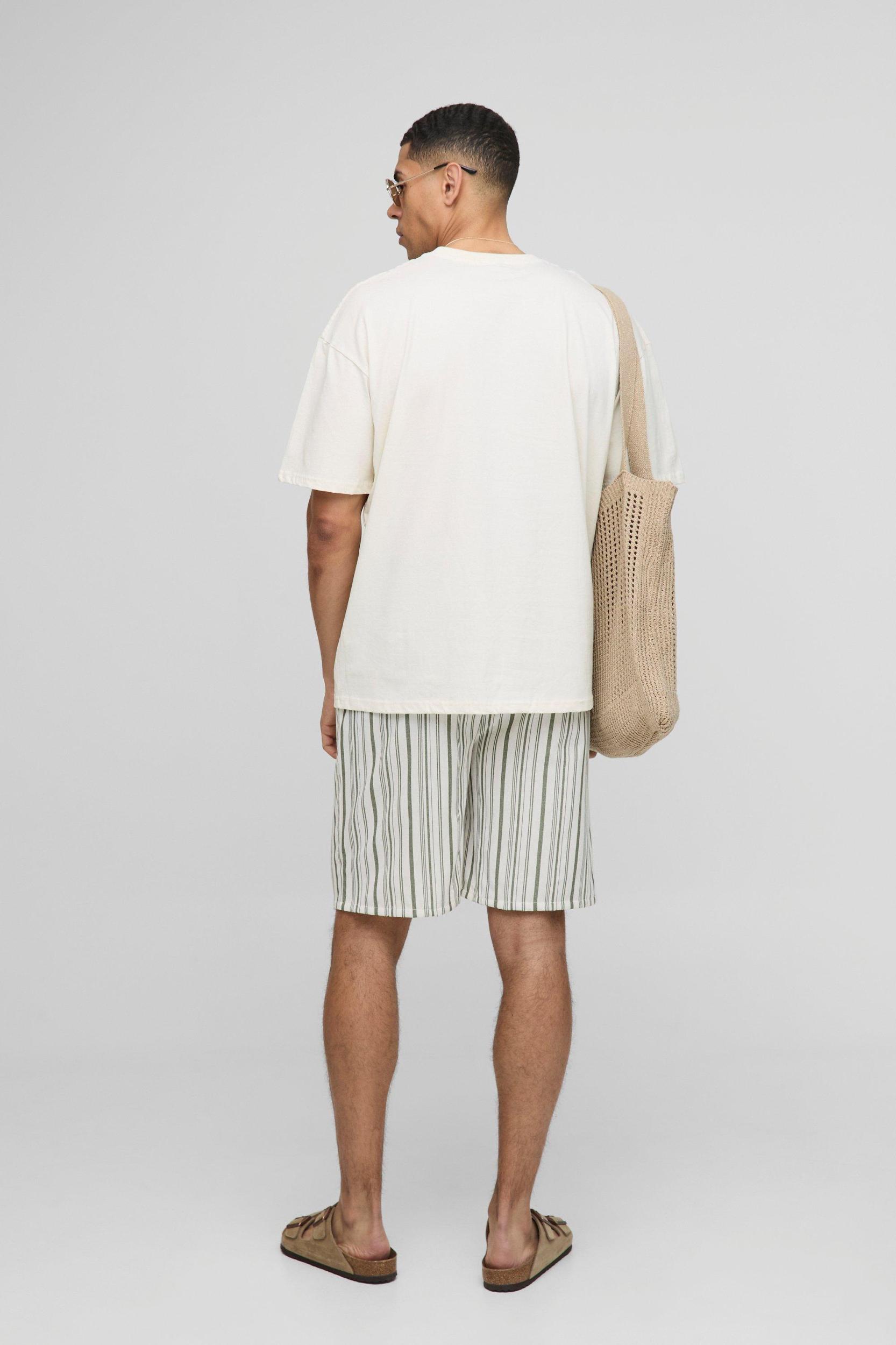 Oversized Palm Print Monte Carlo T-Shirt | boohooMAN USA Product Image