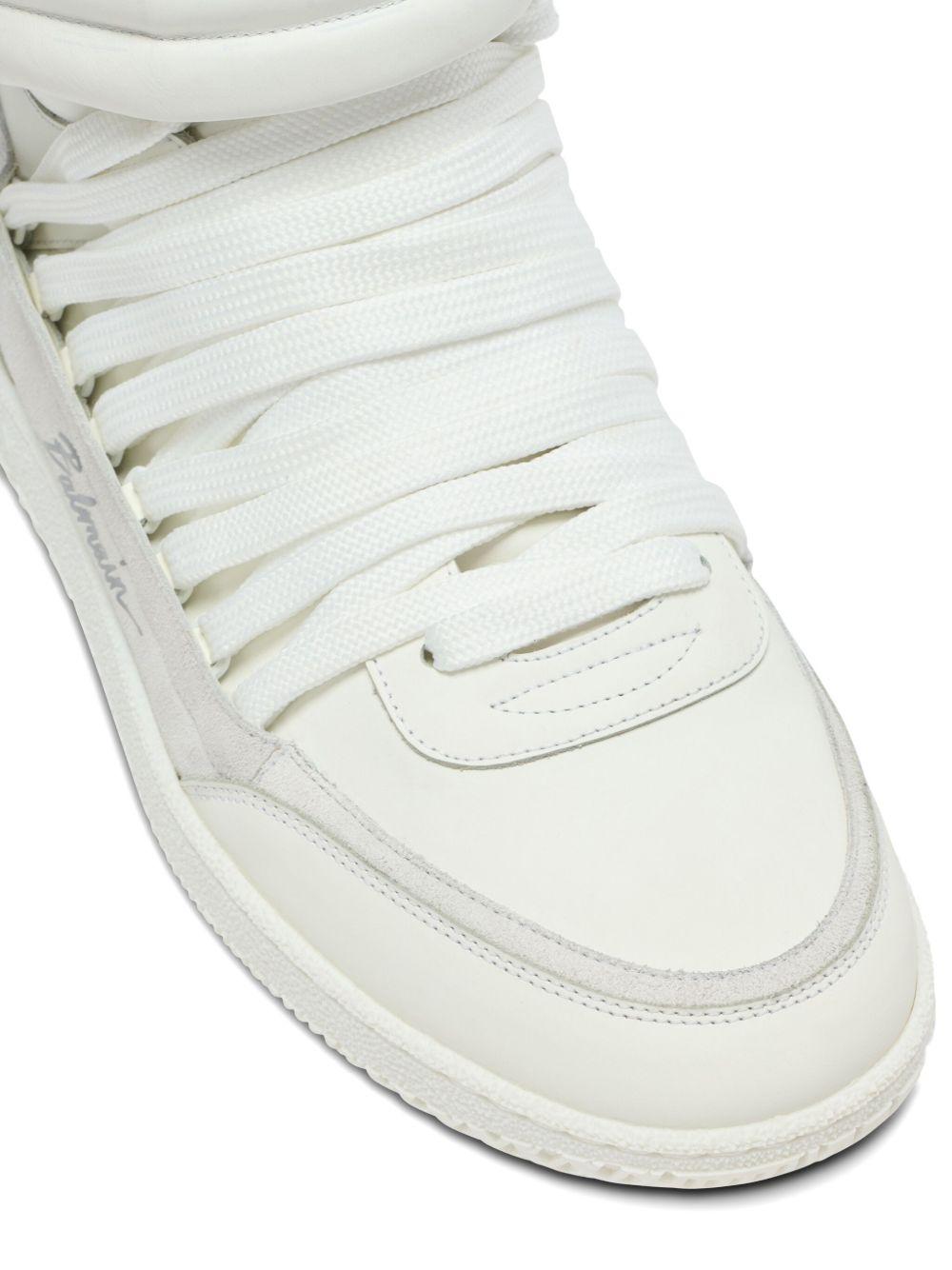 leather sneakers  Product Image
