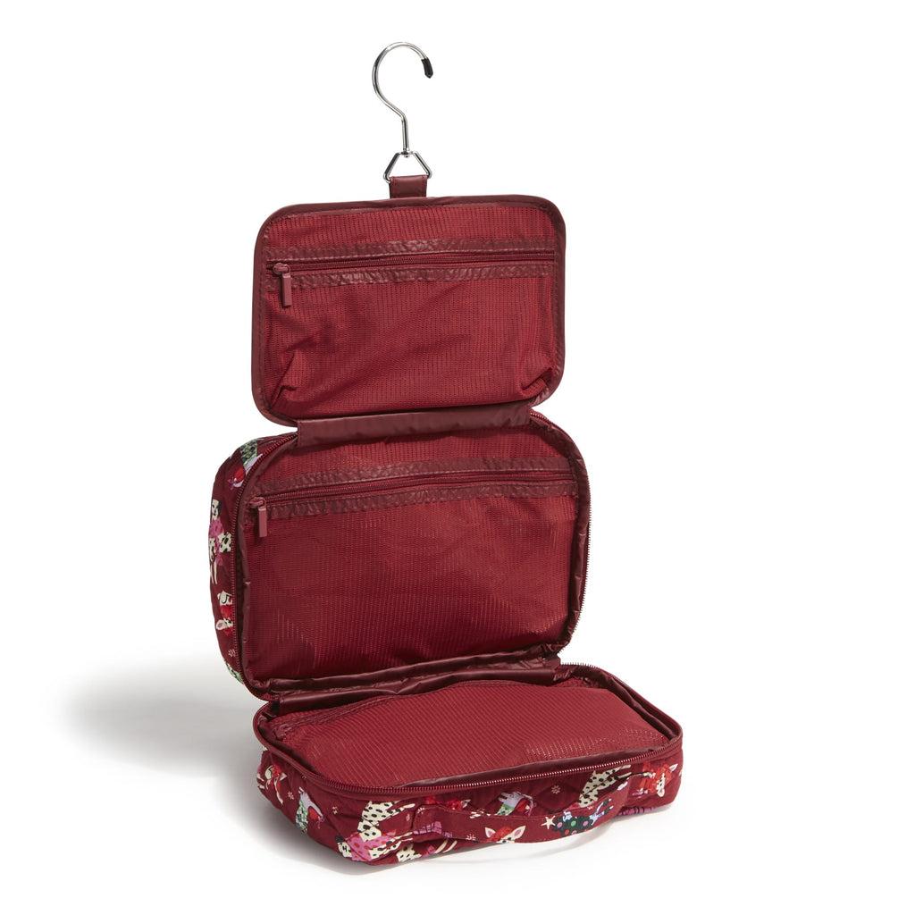 Outlet Essential Hanging Travel Organizer Product Image