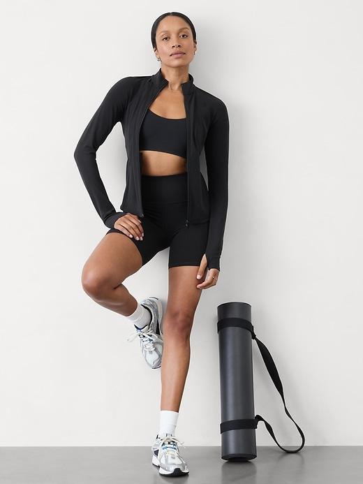 Salutation Jacket 2.0 Product Image