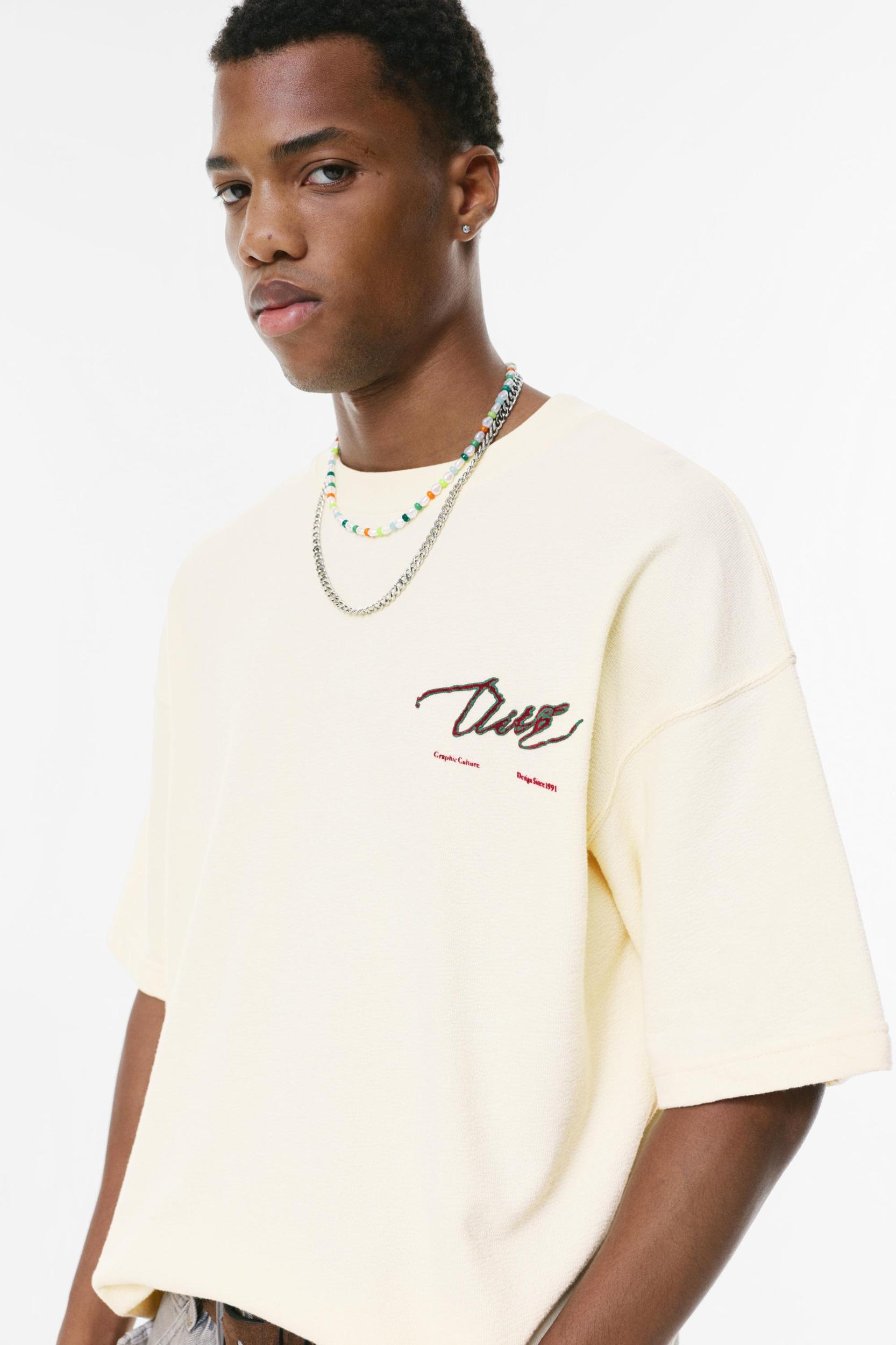 Car graphic T-shirt Product Image