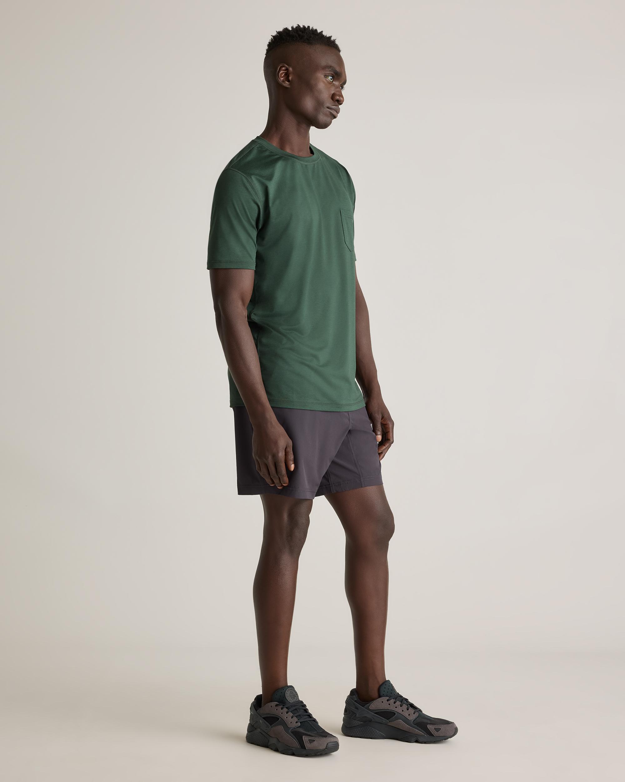 Quince | Men's Performance Tech Short 7.5" Recycled Poly with Stretch Product Image