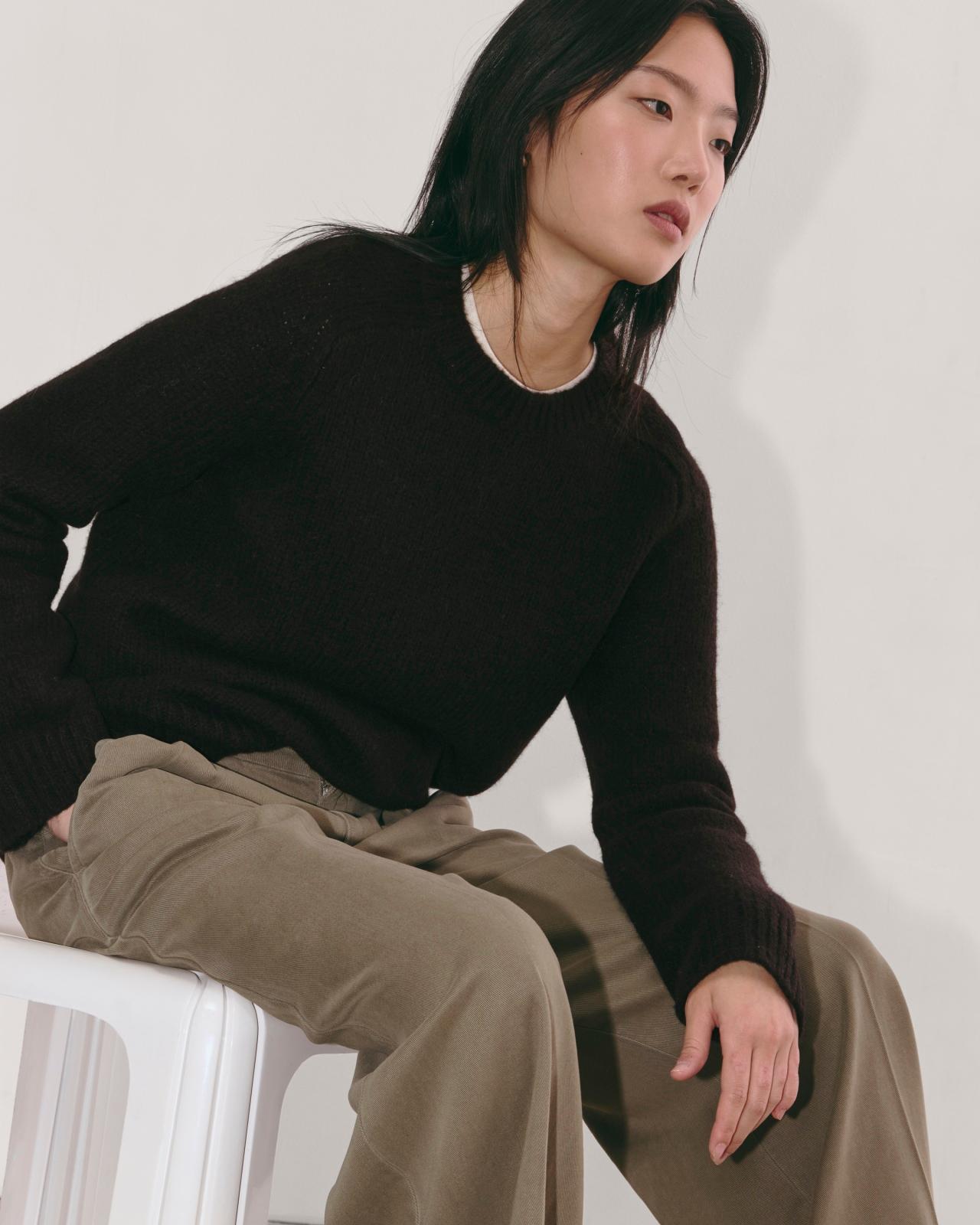 The Relaxed Crew in Cloud Product Image