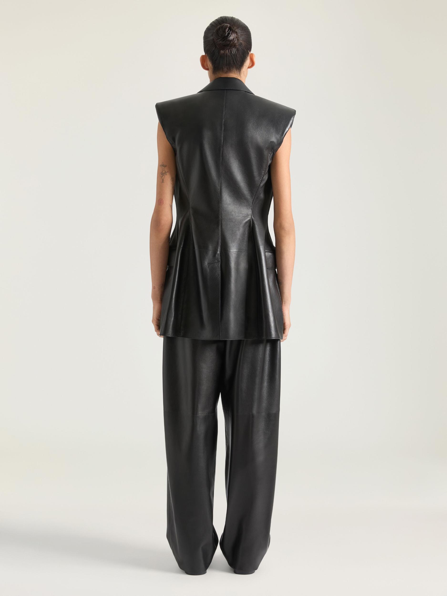 Double pleat pants in leather Product Image