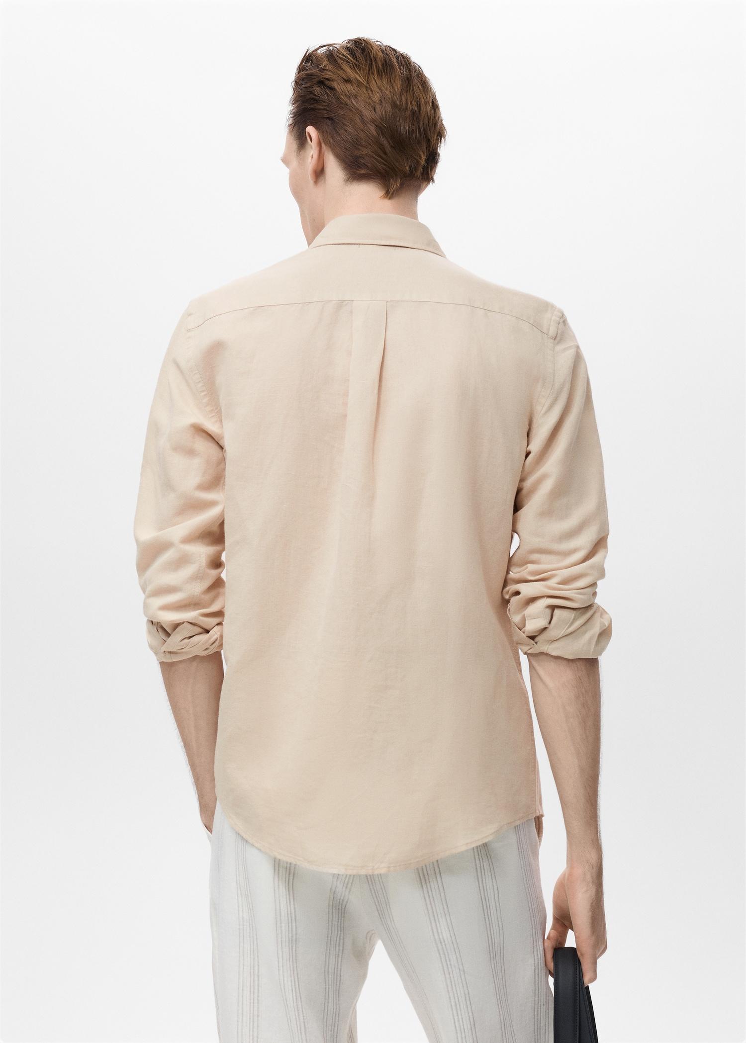 Pocket linen shirt - Men | MANGO USA Product Image