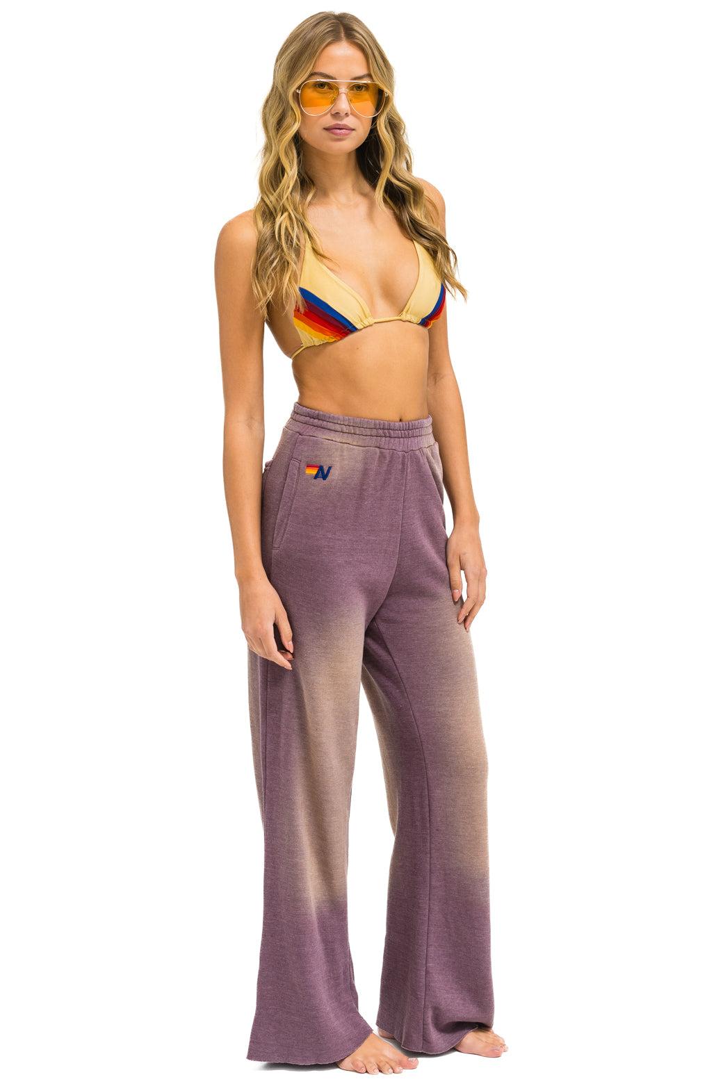 AN 3D WIDE LEG POCKET SWEATPANTS - FADED MOCHA Female Product Image