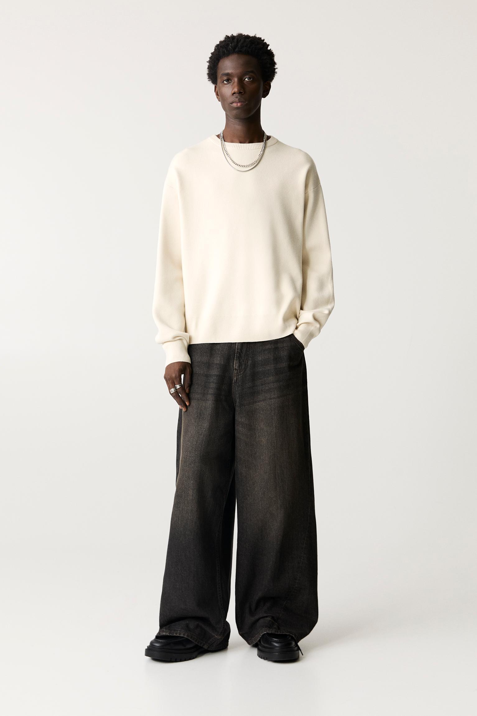 Basic soft sweater Product Image