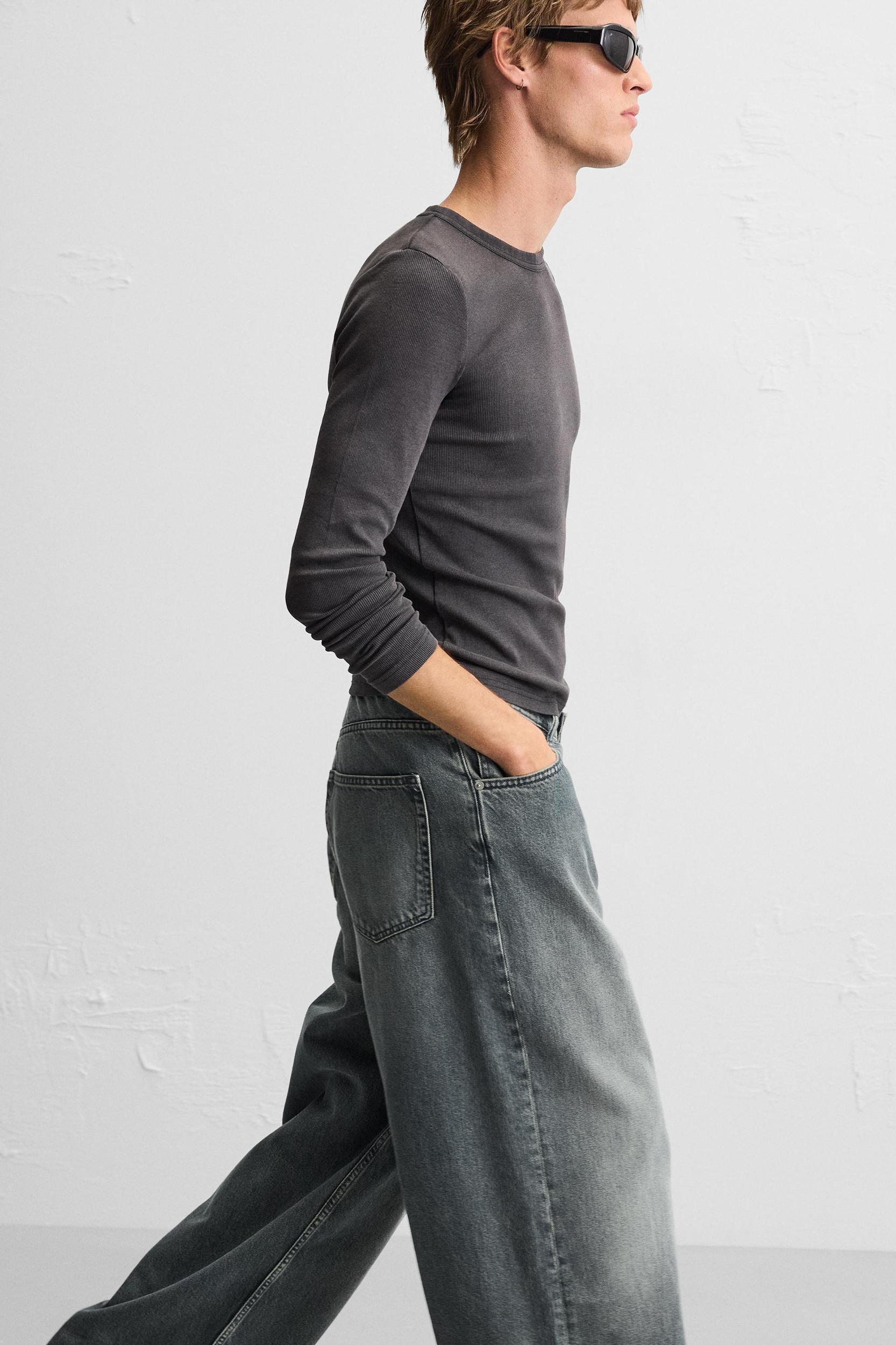SUPER BAGGY FIT JEANS Product Image