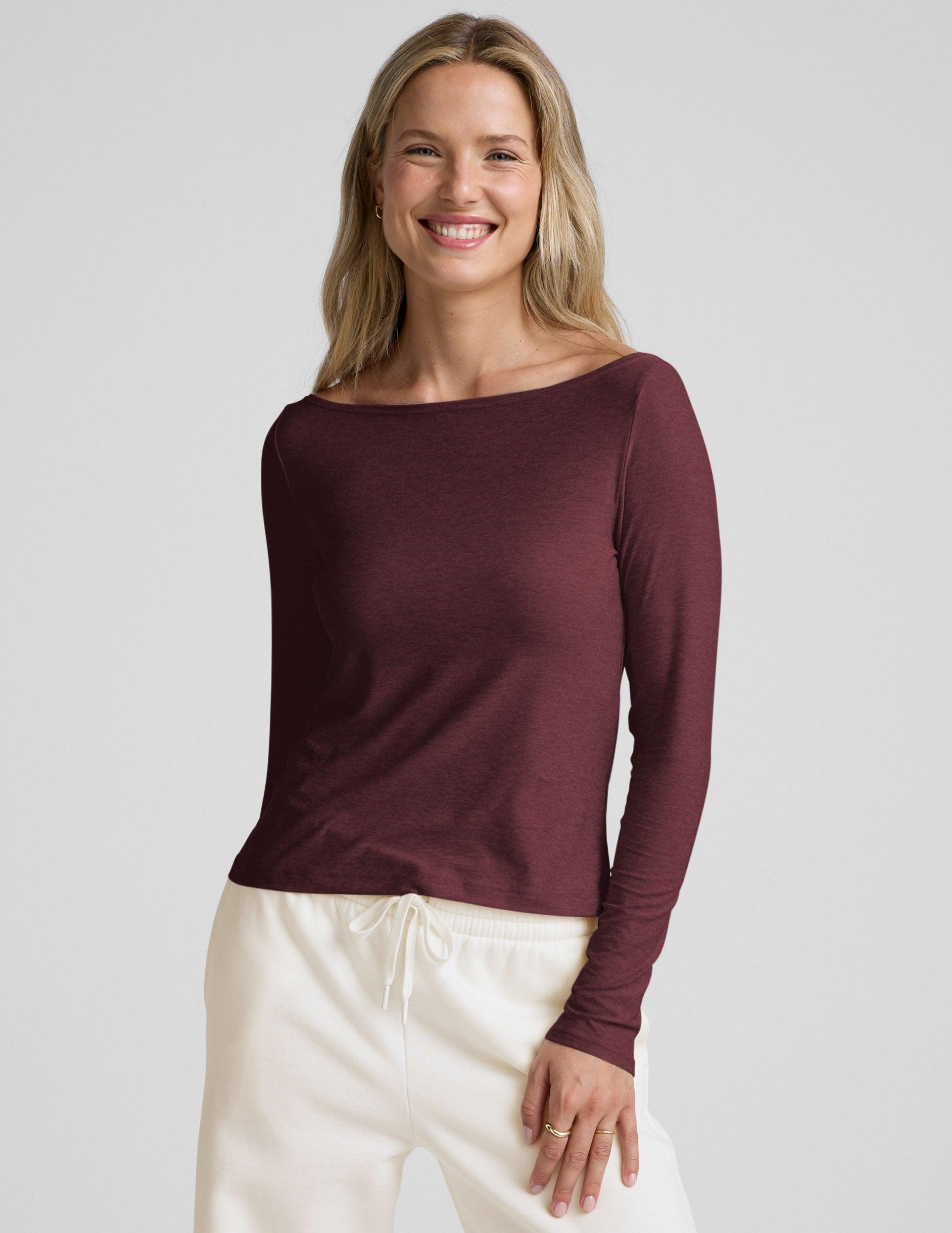 Featherweight Shoulder It Pullover Product Image