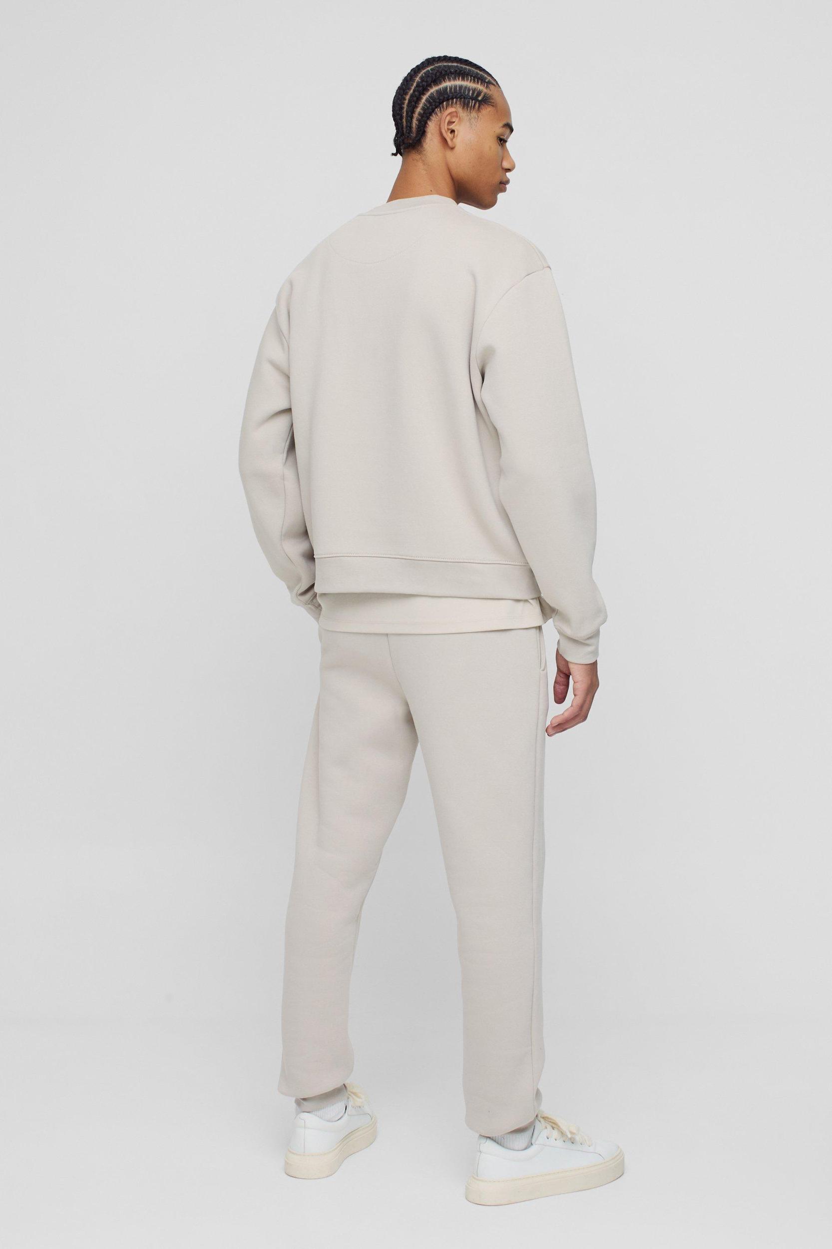 330GSM Oversized Basic Boxy Extended Neck Sweatshirt | boohooMAN USA Product Image