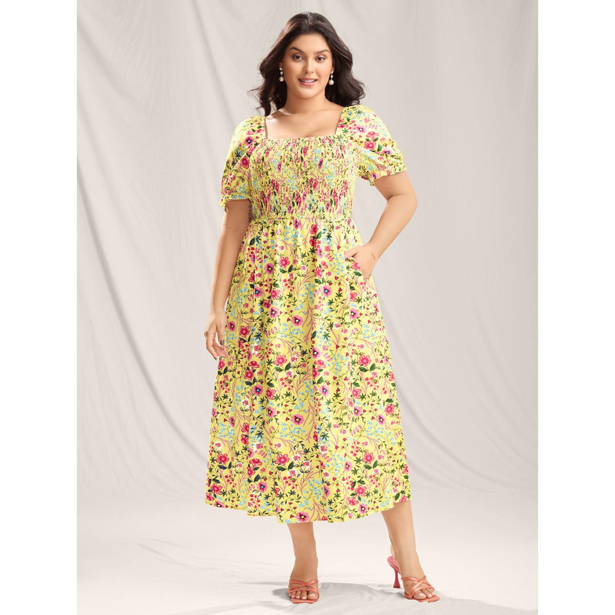 Plus Size Shirred Floral Print Pockets Maxi Dress LightBlue Women Timeless Square Neck Short sleeve Curvy BloomChic 28/5X Product Image