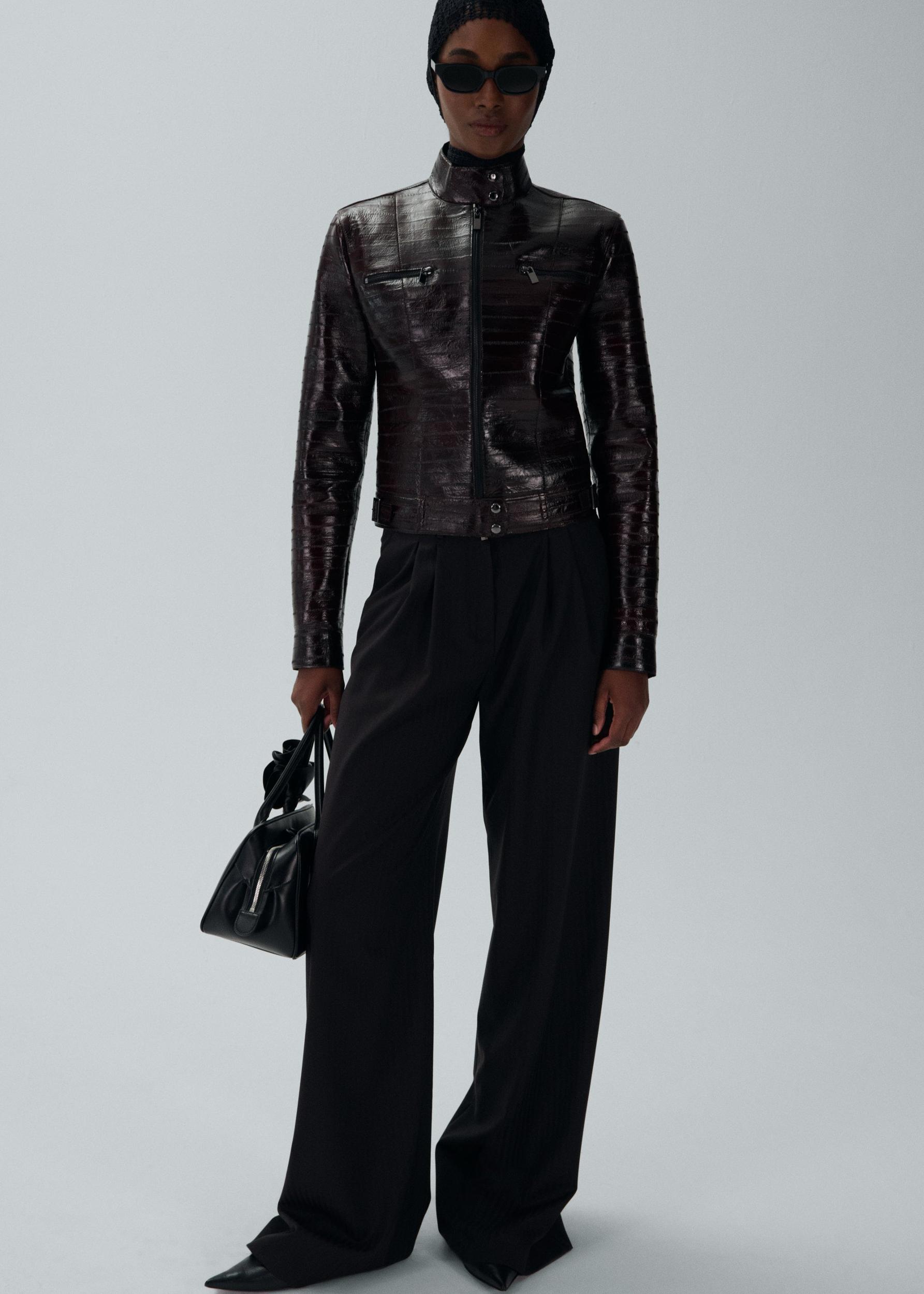 Relaxed wool trousers in violet stripes Product Image