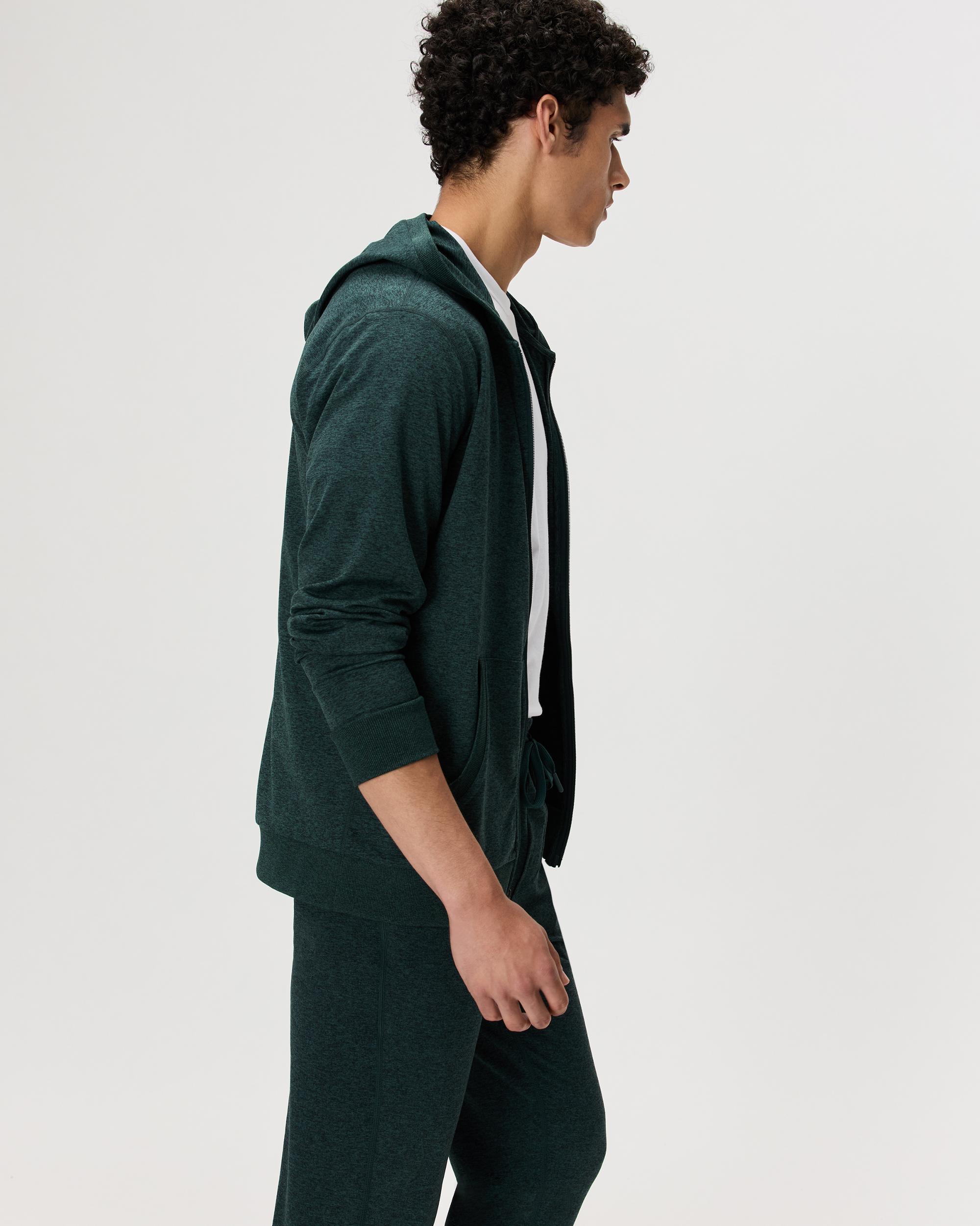 Quince | Men's Flowknit Performance Full-Zip Chest Pocket Hoodie Recycled Polyester Product Image