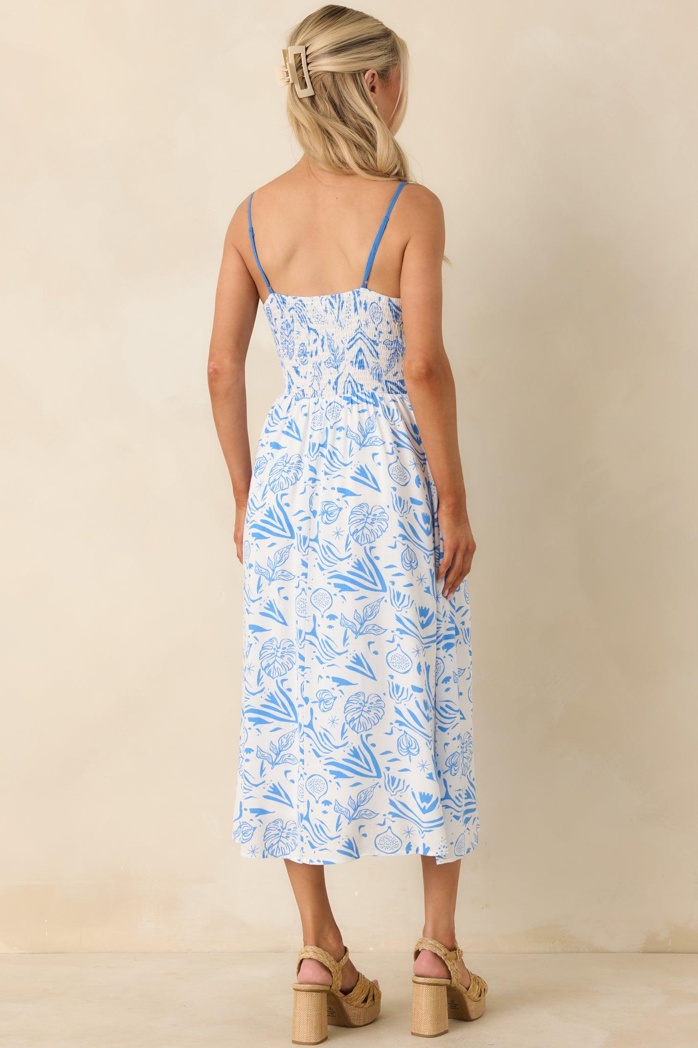 Drifting With The Wind Blue Tropical Print Midi Dress L / Blue Product Image