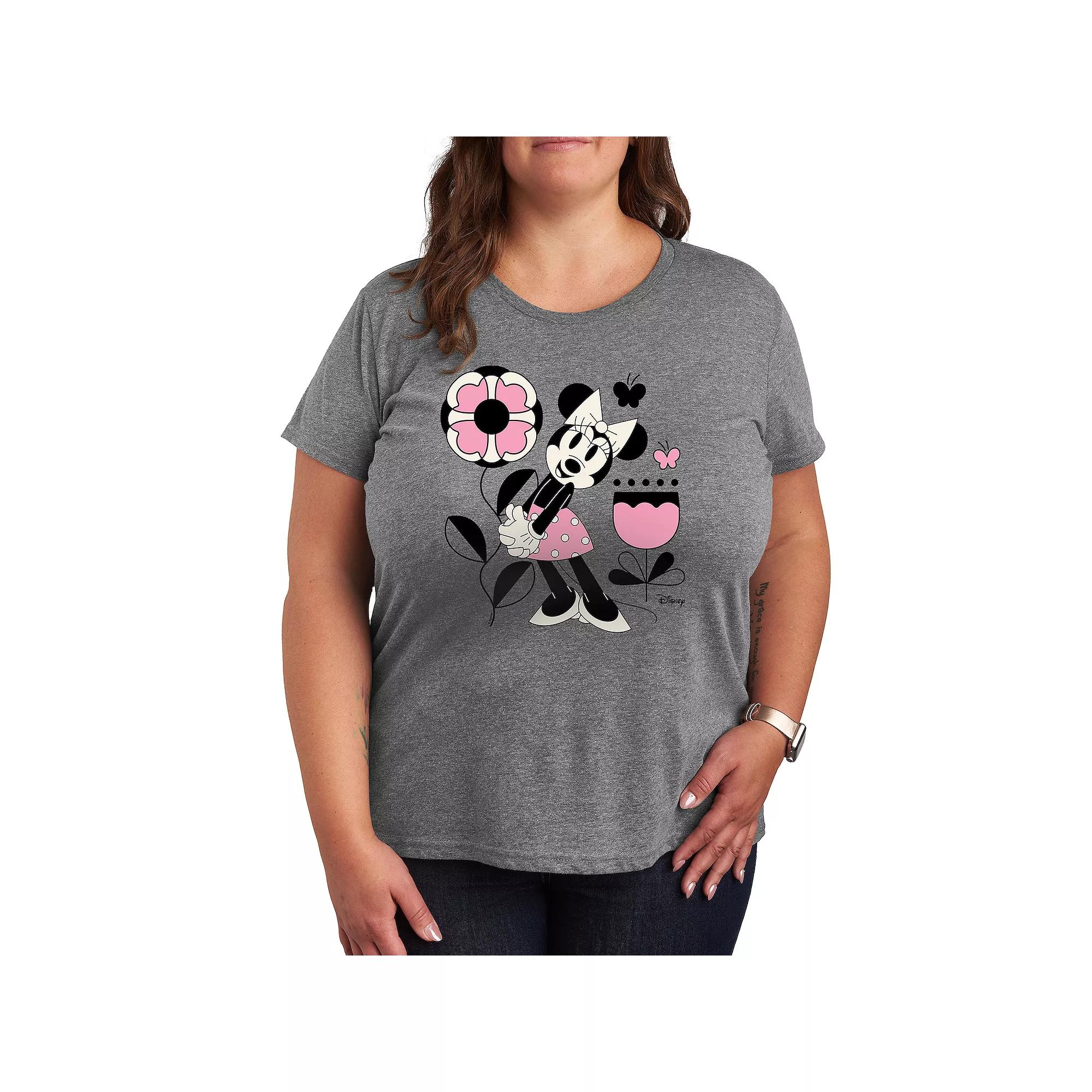 Disney's Donald Duck Plus Pose Graphic Tee, Women's,  Product Image