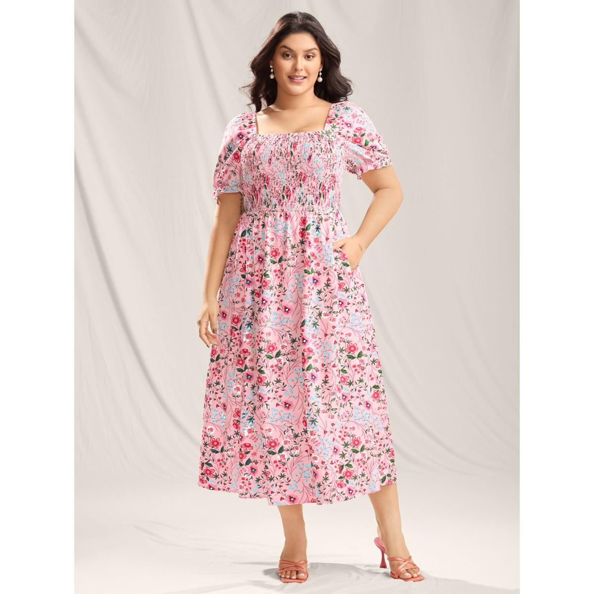 Plus Size Shirred Floral Print Pockets Maxi Dress LightBlue Women Timeless Square Neck Short sleeve Curvy BloomChic 28/5X Product Image