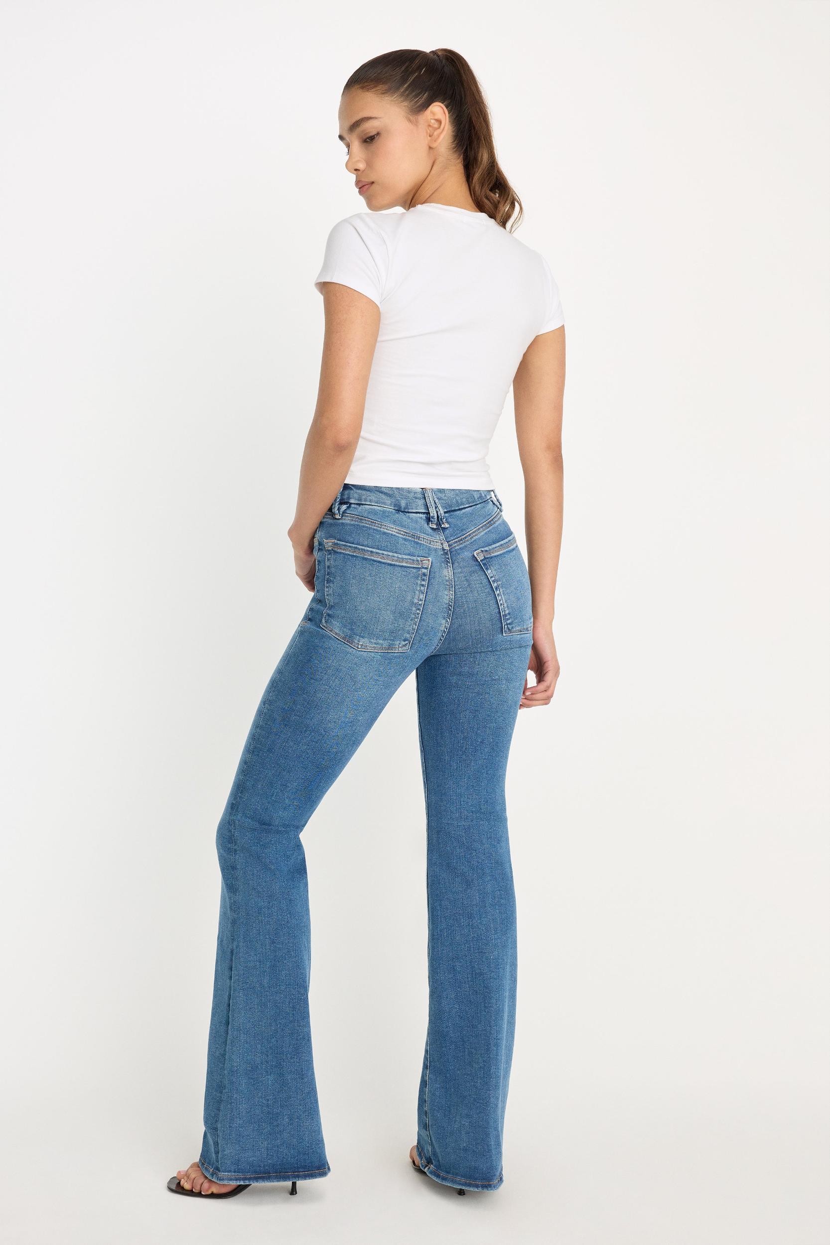 POWER STRETCH PULL-ON FLARE JEANS | INDIGO490 Product Image